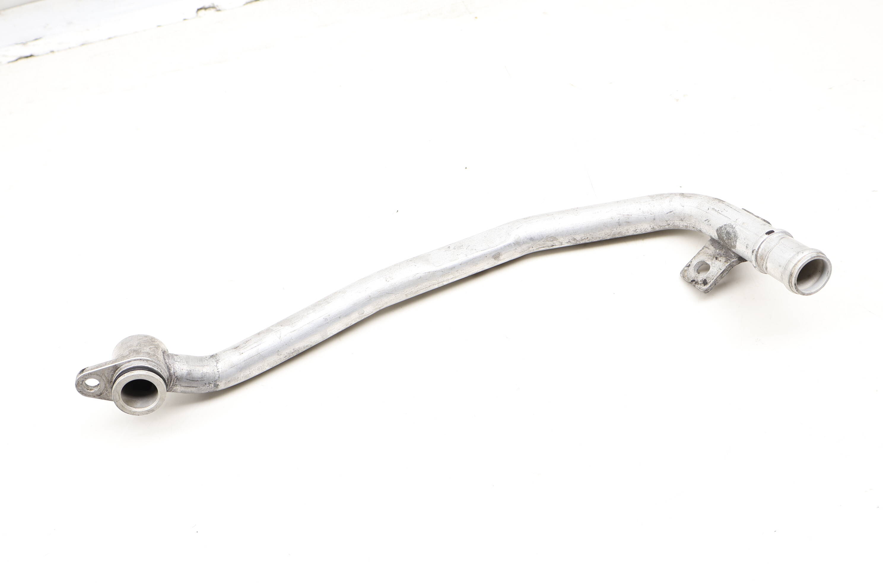 Coolant Pipe / Line / Tube 059121075DJ 95810637500