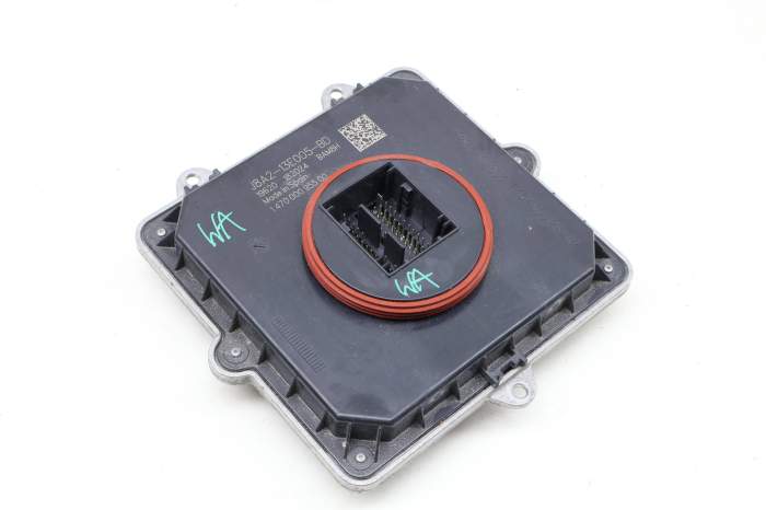 Led Headlight Control Unit / Ballast J8A213E005BD main product photo