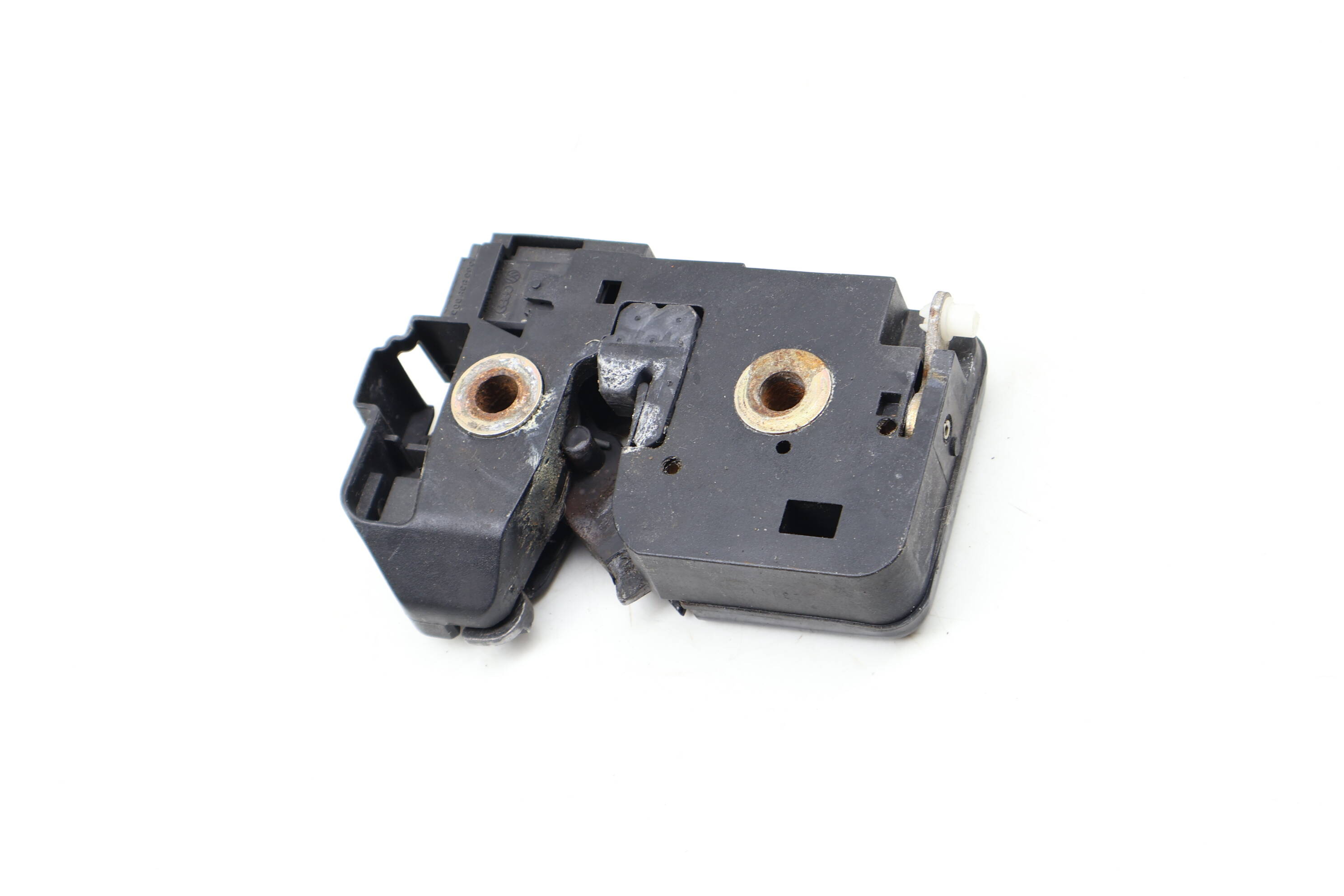 Trunk Hatch Latch / Lock 701829211H