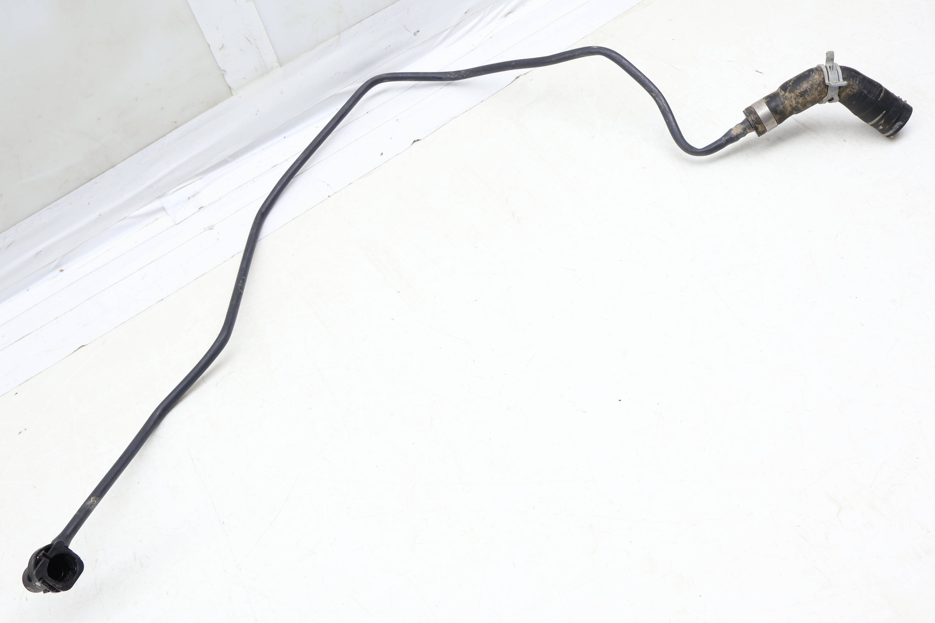 Coolant Hose / Line 9J1121554