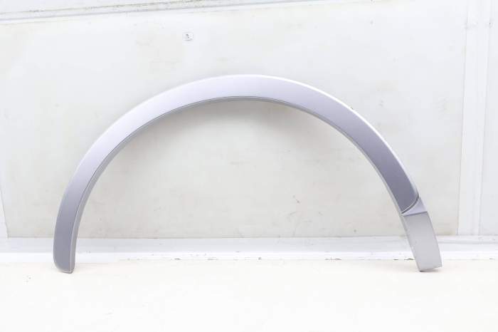 Wheel Fender Flare Trim / Molding 8U0853818A main product photo