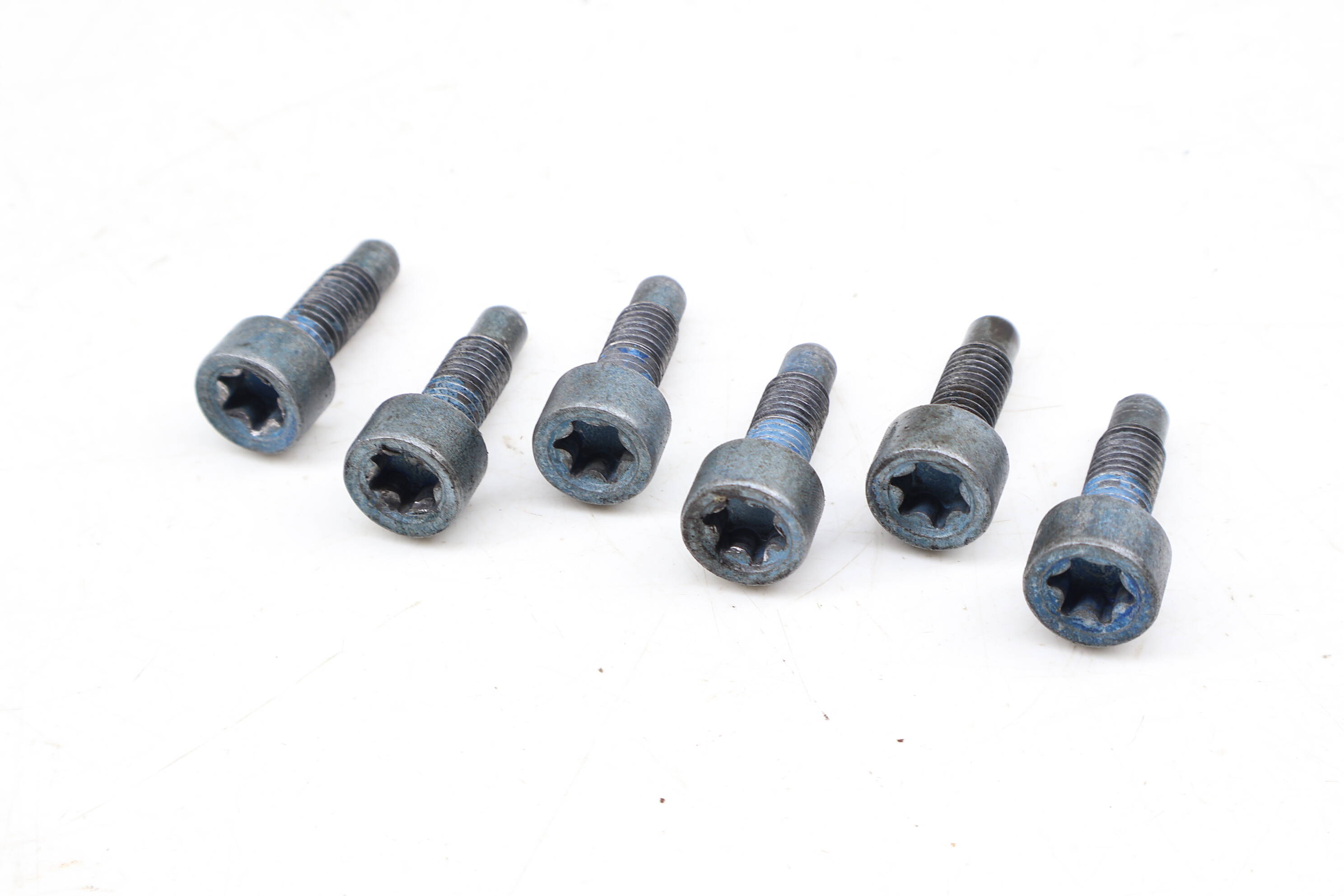 Transmission Torque Converter Screw / Bolt Set (6) 0109904904