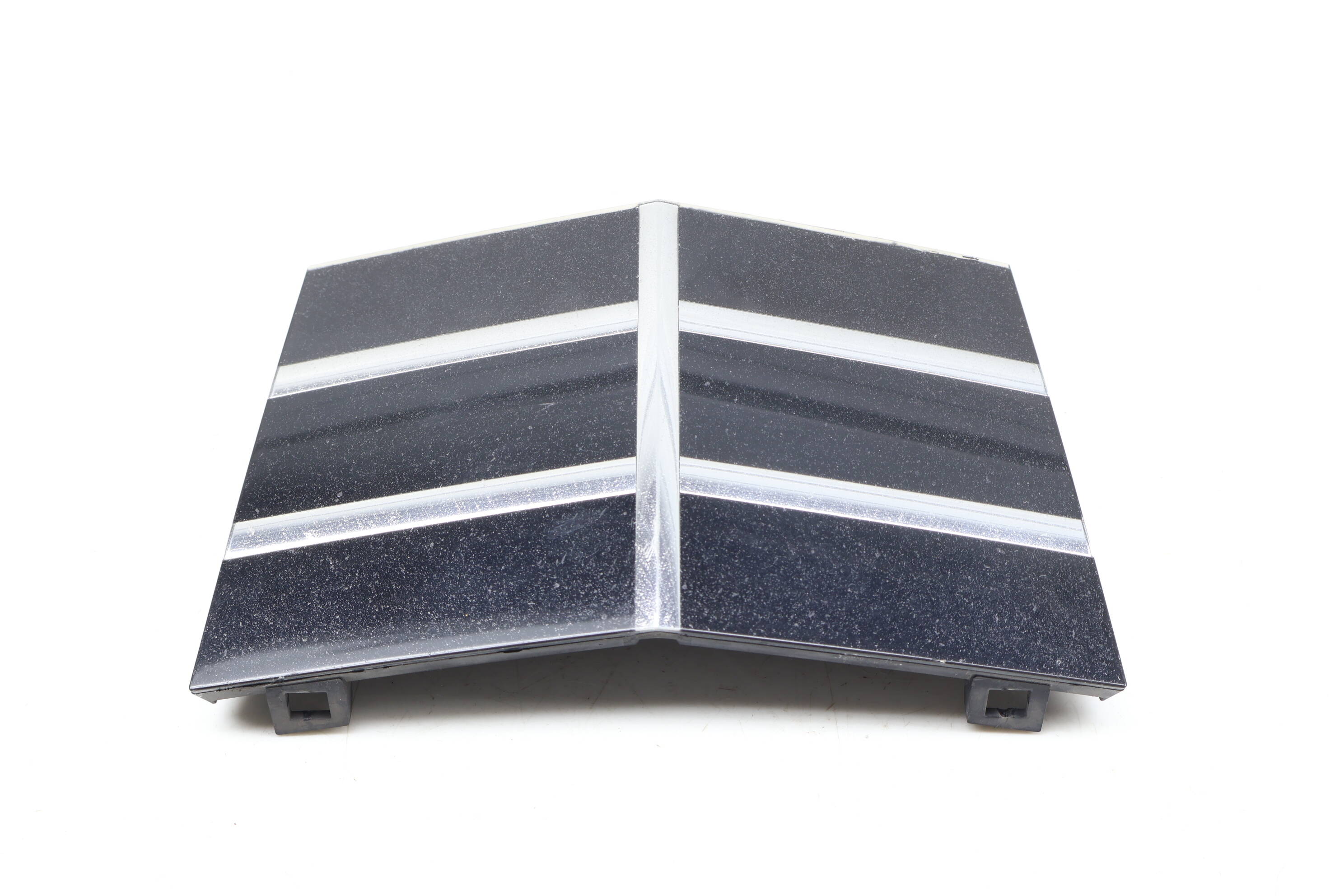 Bumper Grille Trim / Distronic Cover 2218880041