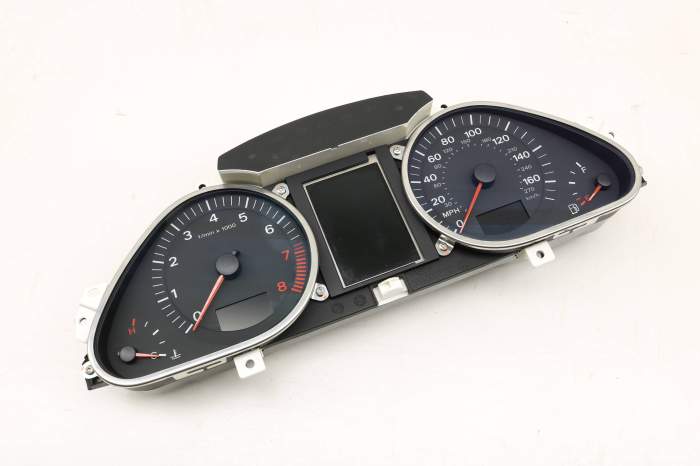 Instrument Cluster / Spedometer 4L0920981 main product photo