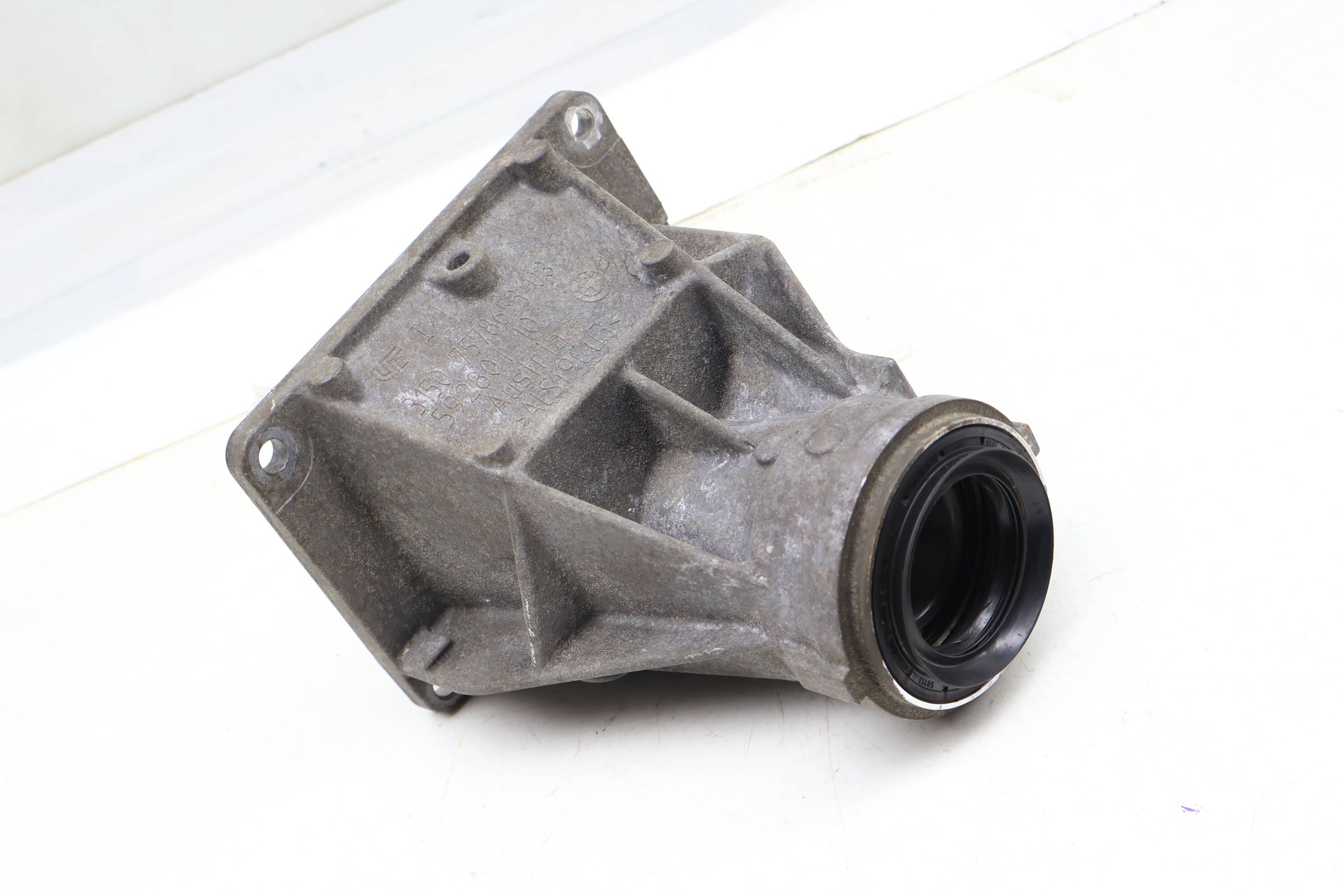 Axle Mount / Bracket 31507578653