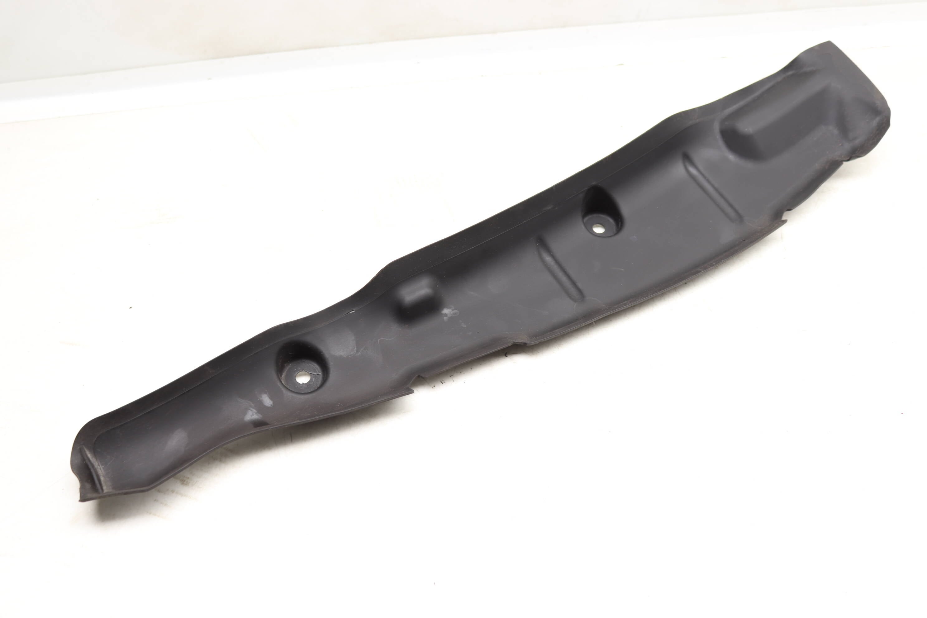 Audi Right Inner Fender End Plate / Cover 8W0821112