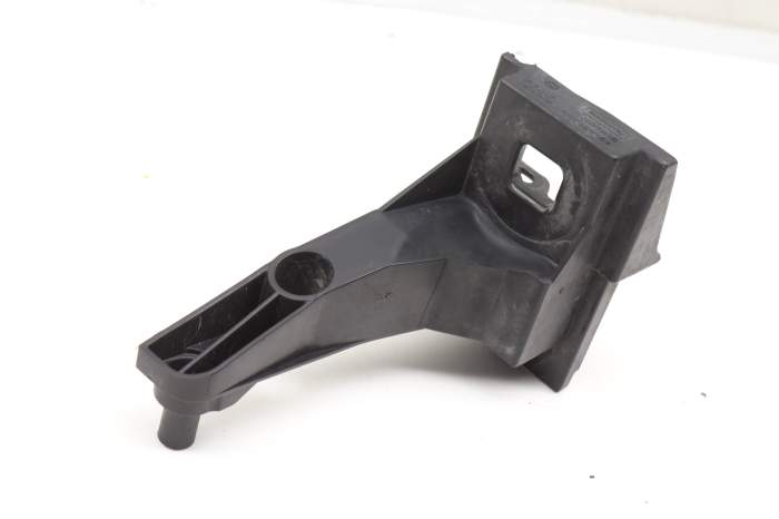 Lower Radiator / Core Support Mount Bracket 4G0805201B main product photo
