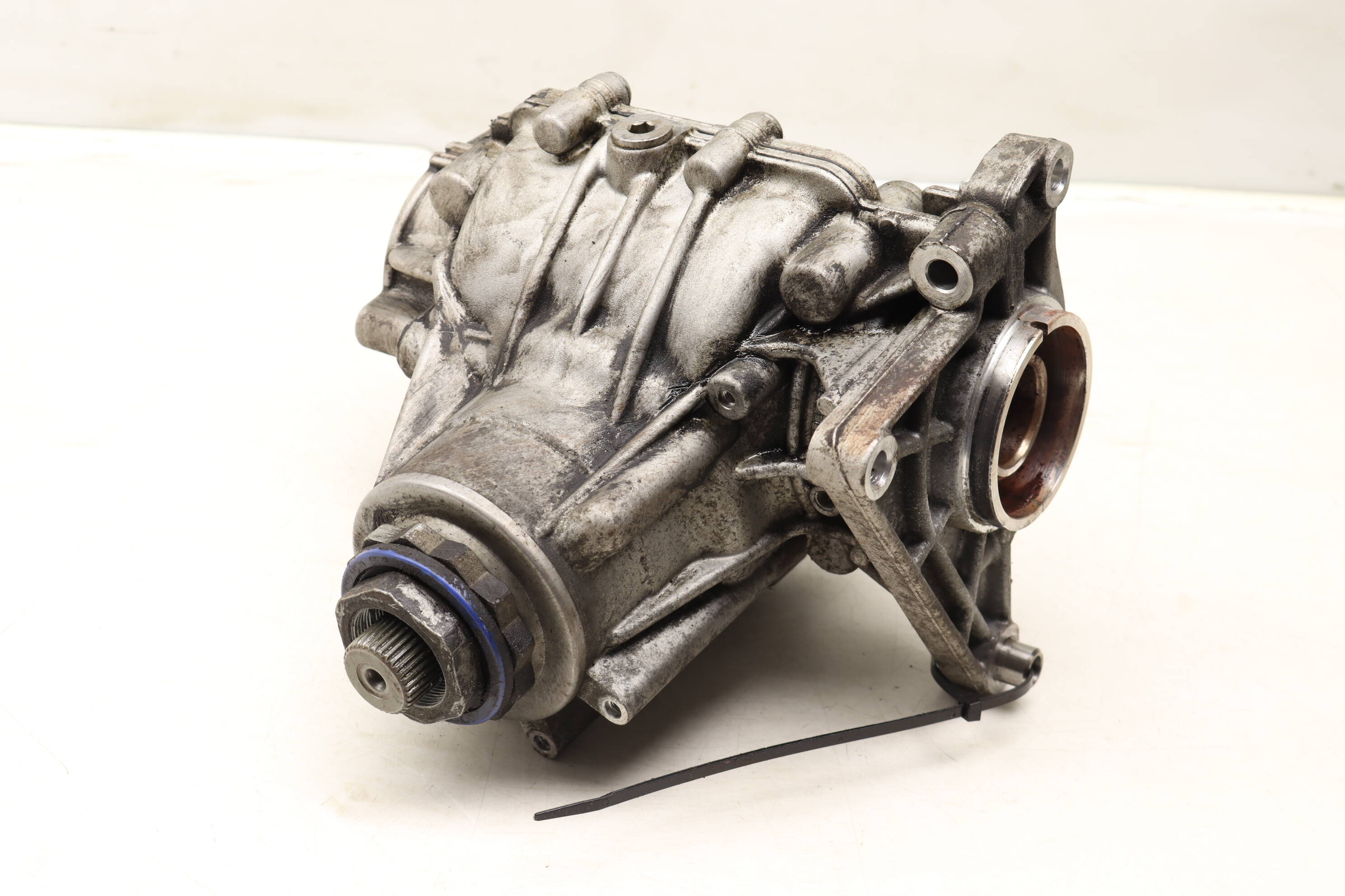 BMW Transfer Case / Box (X2, X1) 27107646889