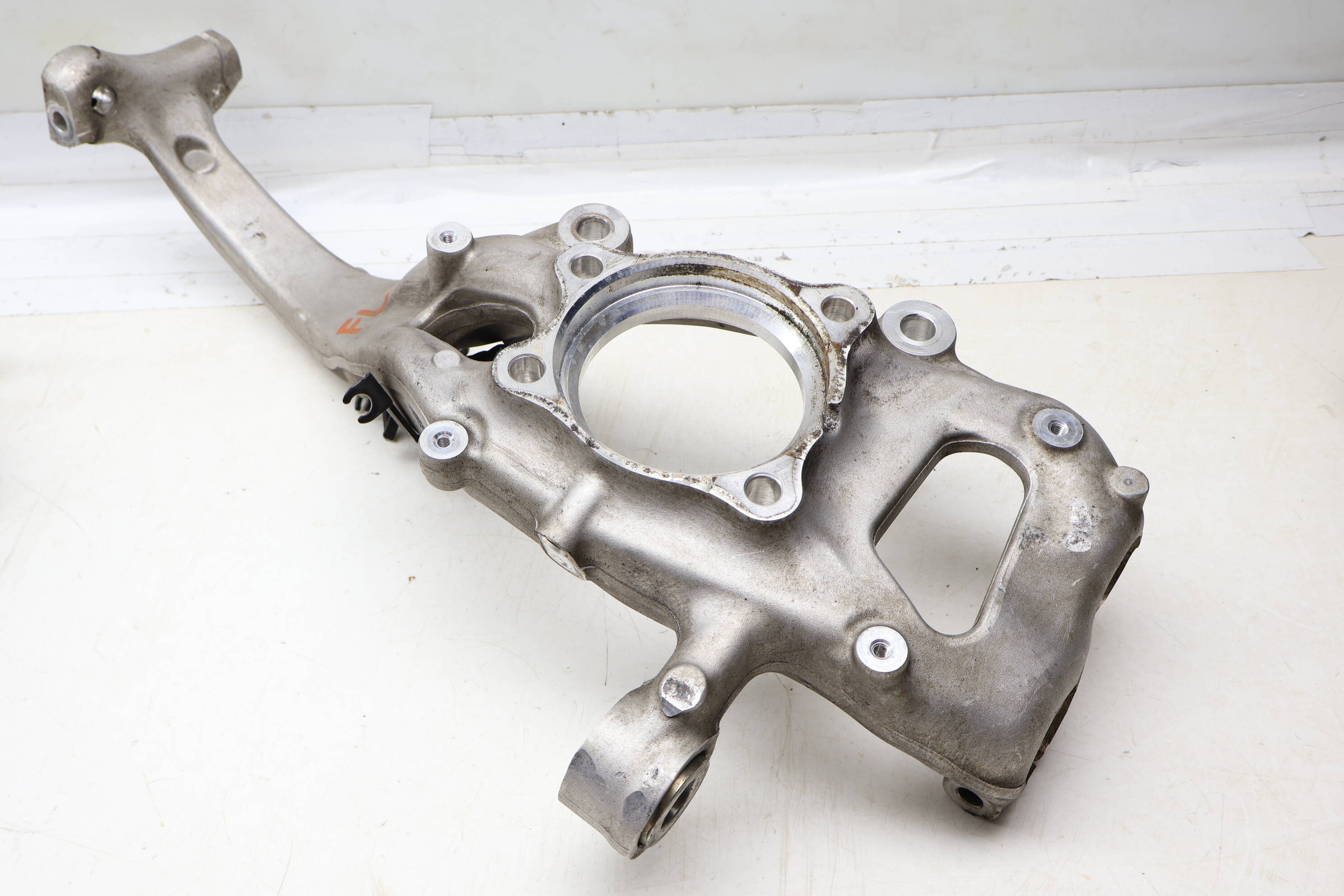 Spindle Knuckle / Wheel Bearing Housing 8W0407241F