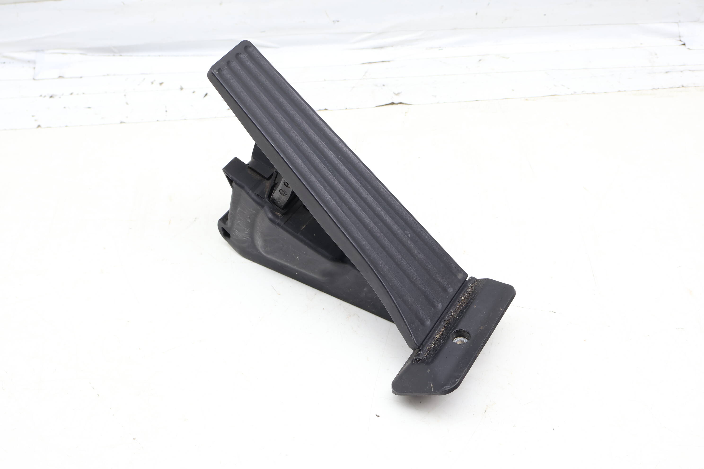 Gas Pedal / Accelerator Module 35426853175