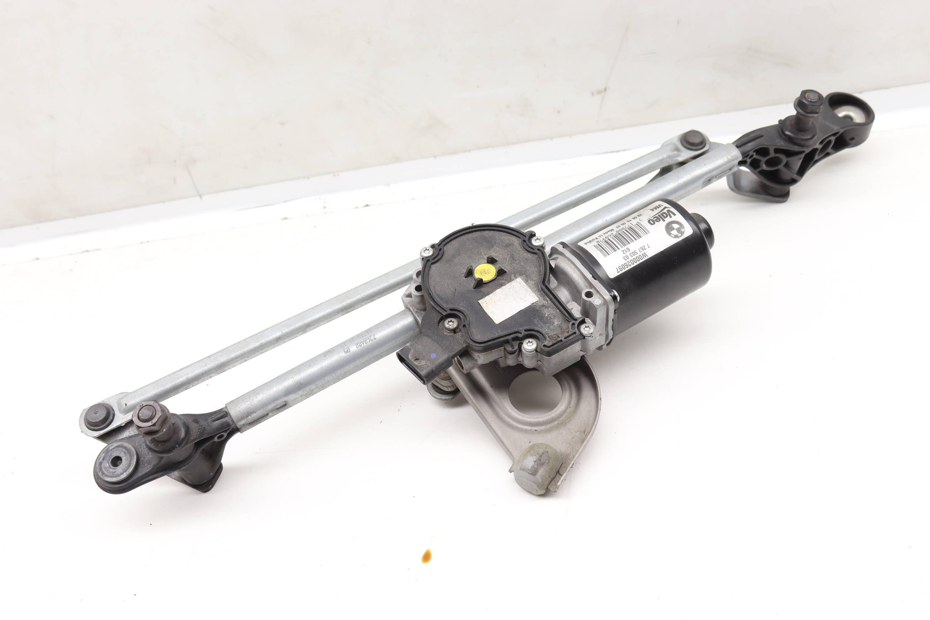 Windshield Wiper Transmission W/ Motor 61617260488