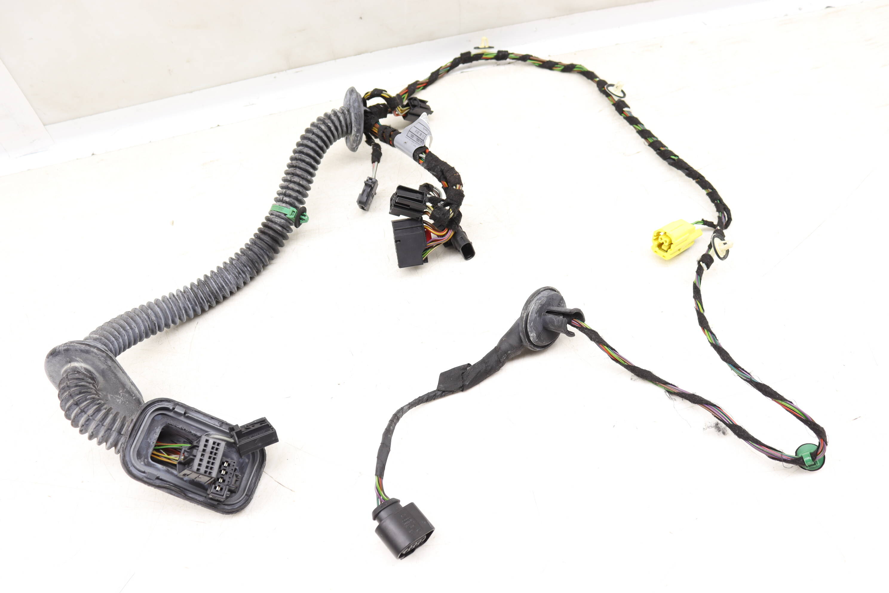 Door Panel Wiring Harness 97061265650