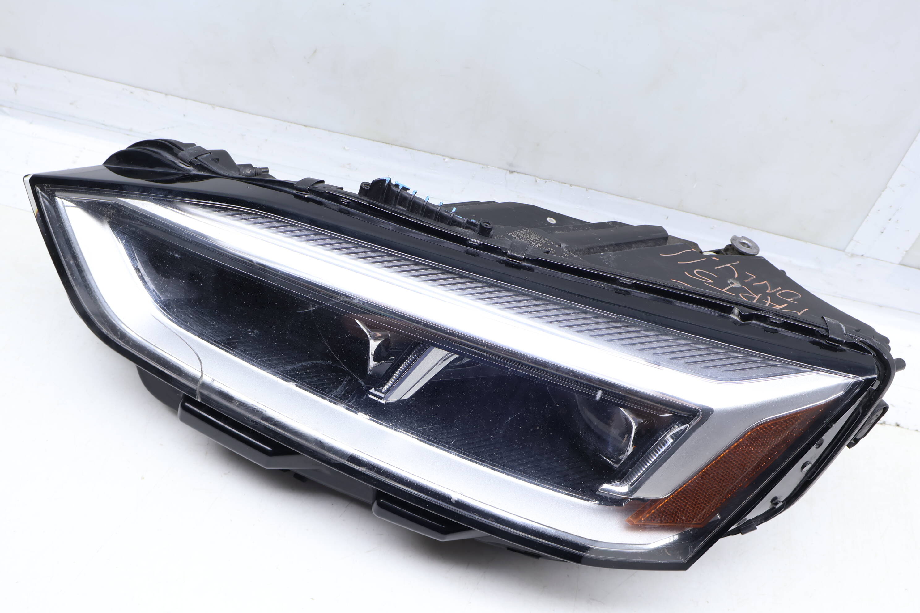 Led Headlight / Headlamp 8W6941033F