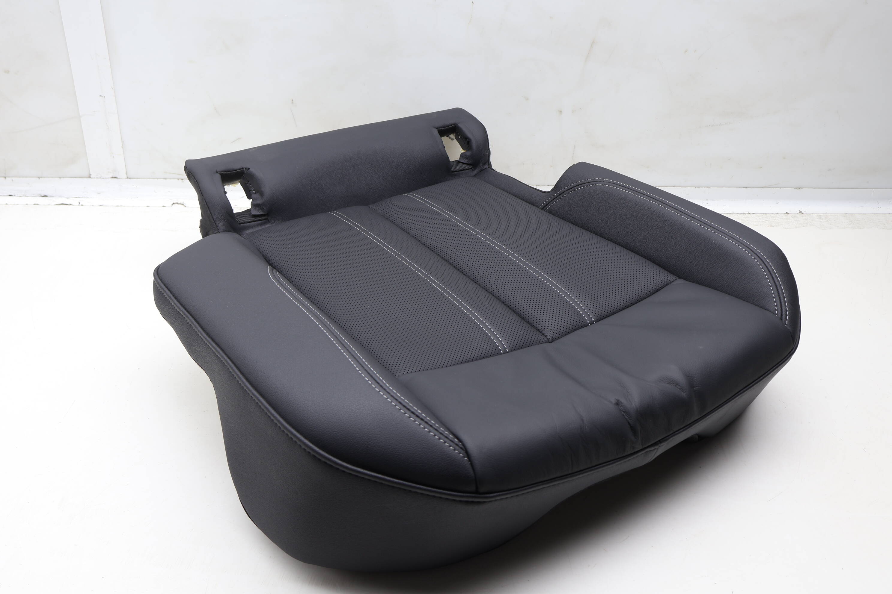 Lower Seat Bottom Cushion 80A885406AQ