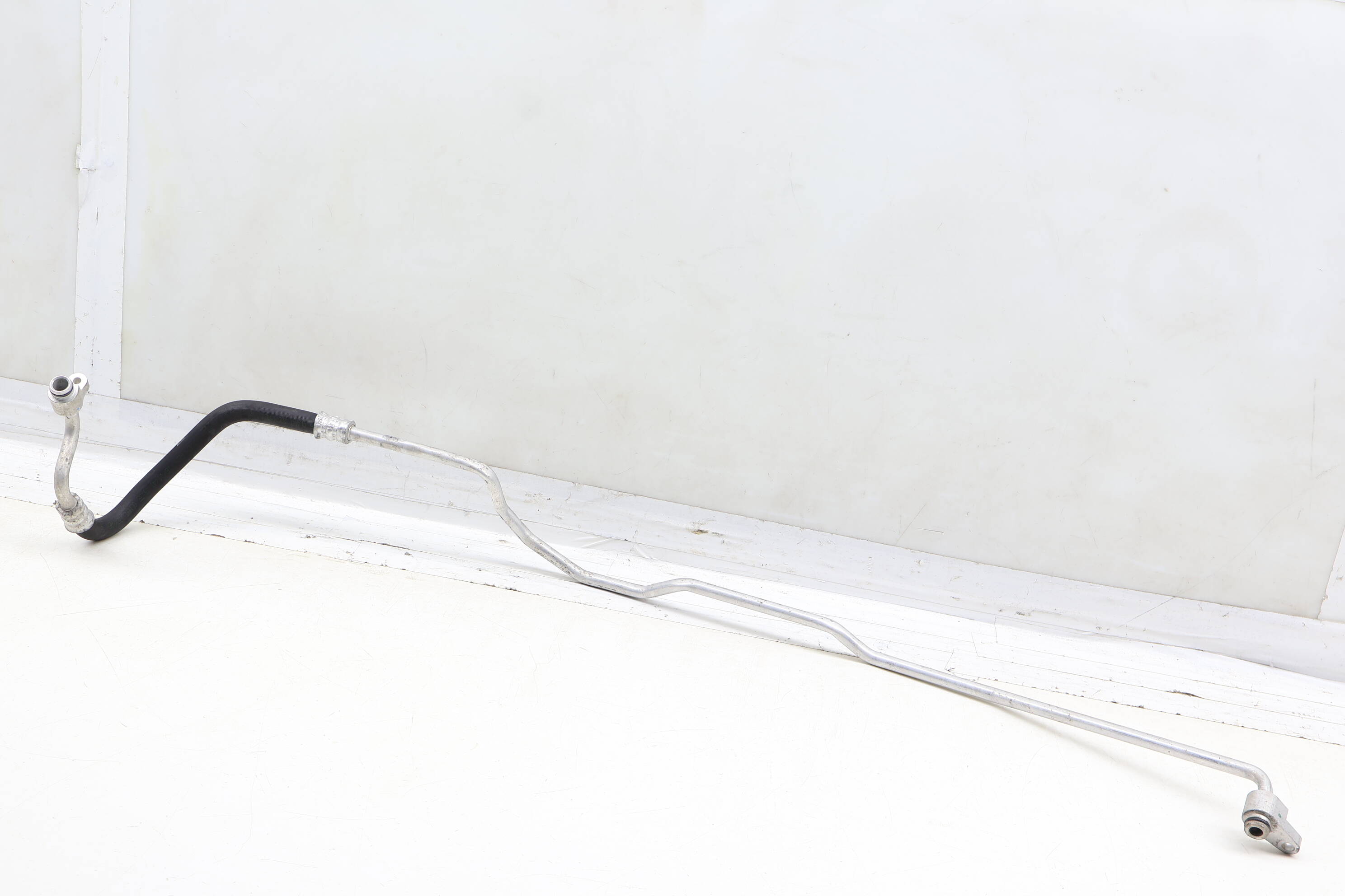 Transmission Oil Cooler Line / Pipe (Inlet) 17217600973