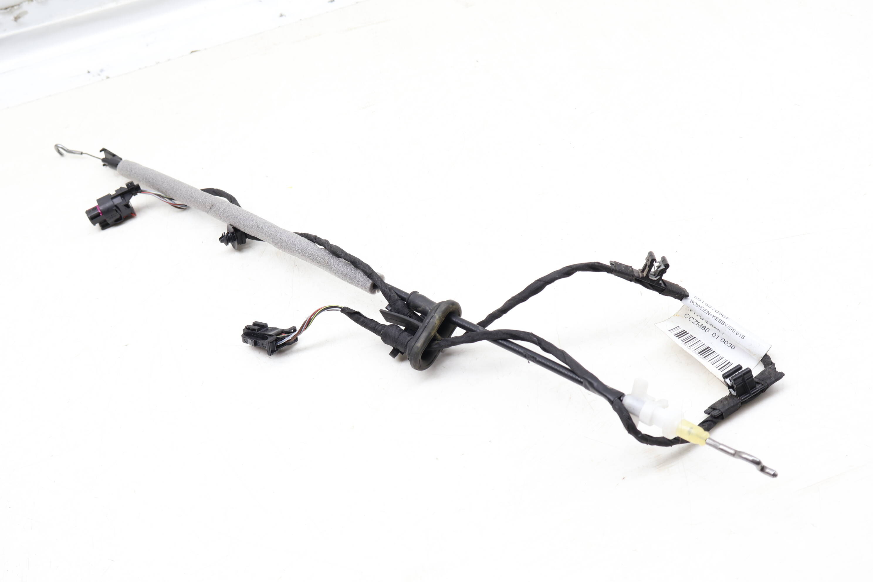 Interior Door Handle Release / Bowden Cable 561837086F