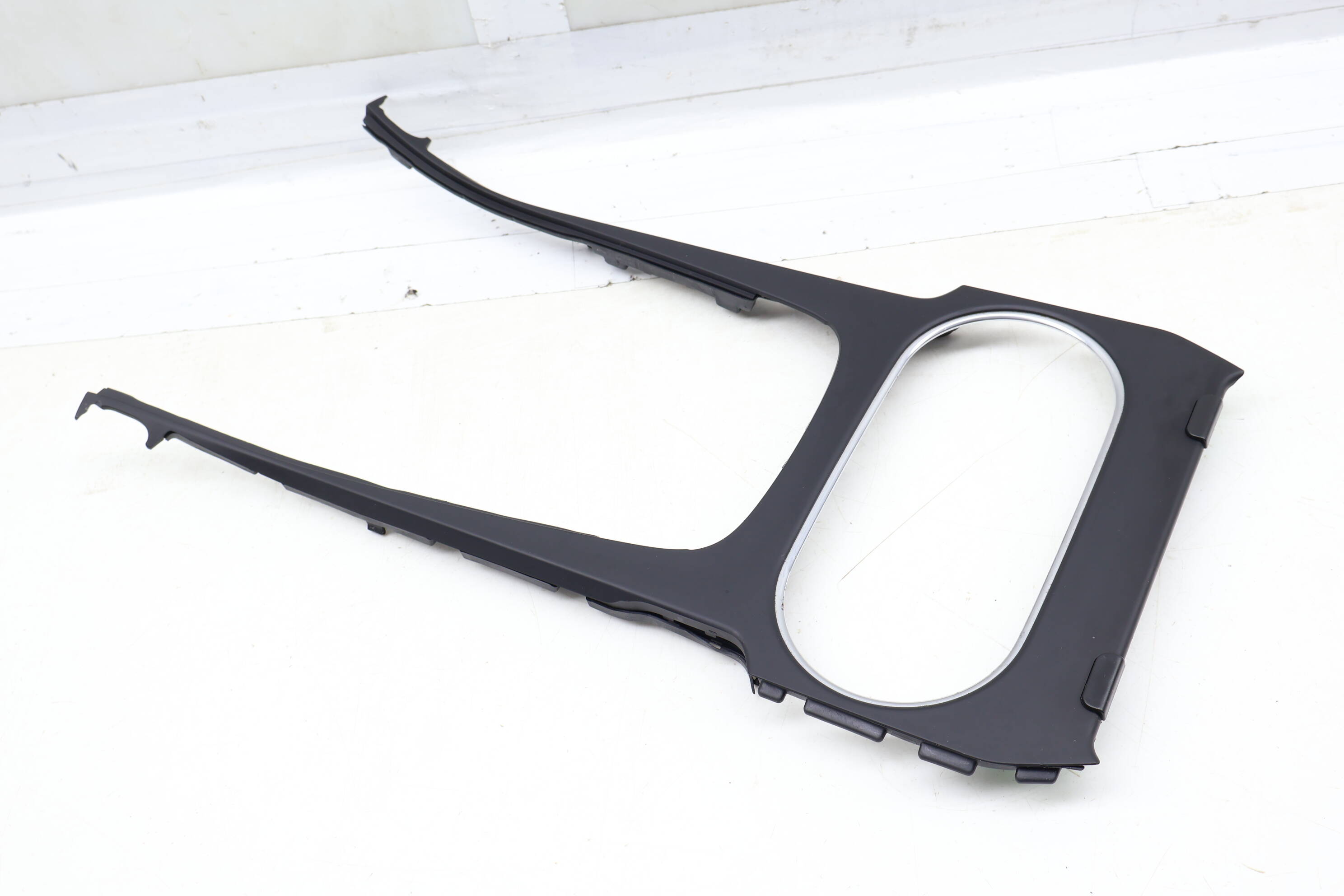 Center Console / Shifter Trim 9Y0864241A