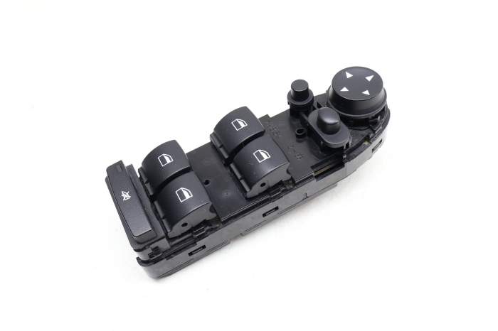 Master Window Switch 61319217334 main product photo