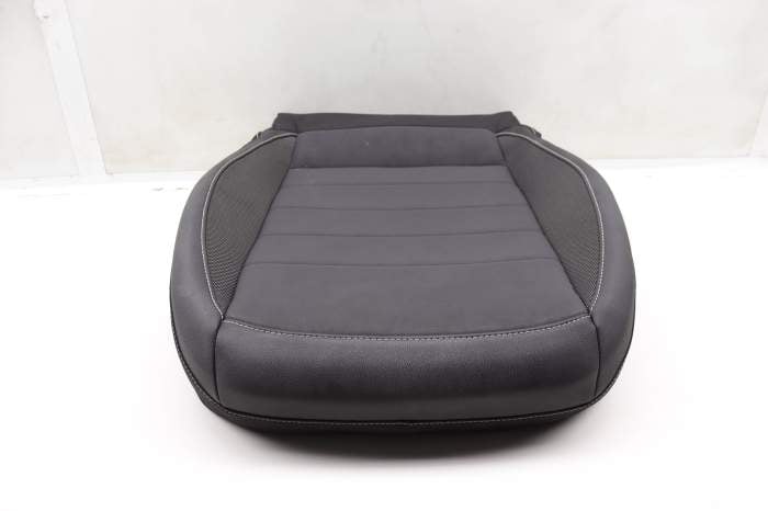 Lower Seat Bottom Cushion 2GJ881406A main product photo