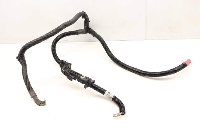 Positive Battery / Alternator / Starter Cable Harness 12427580331 main product photo