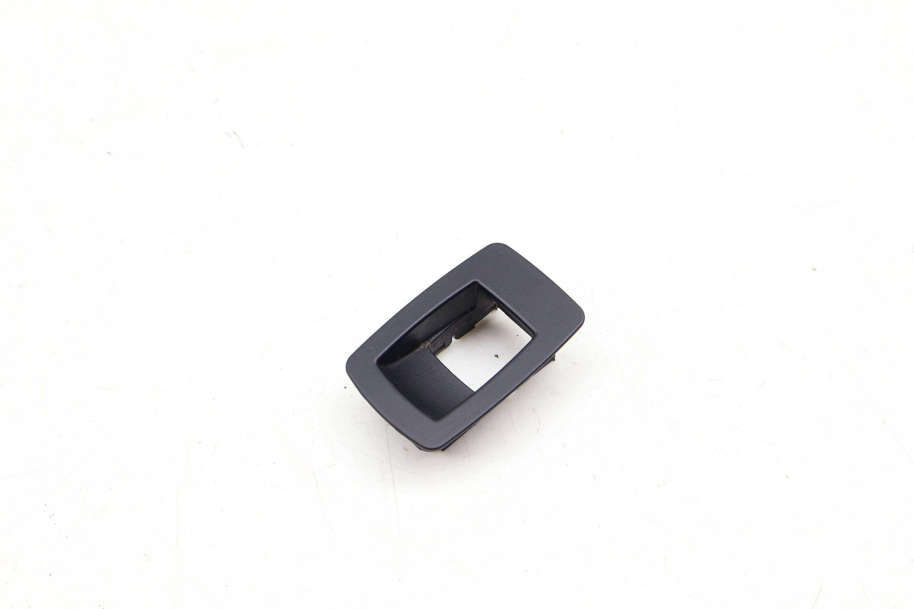 Window Switch Trim / Bezel 61316945874