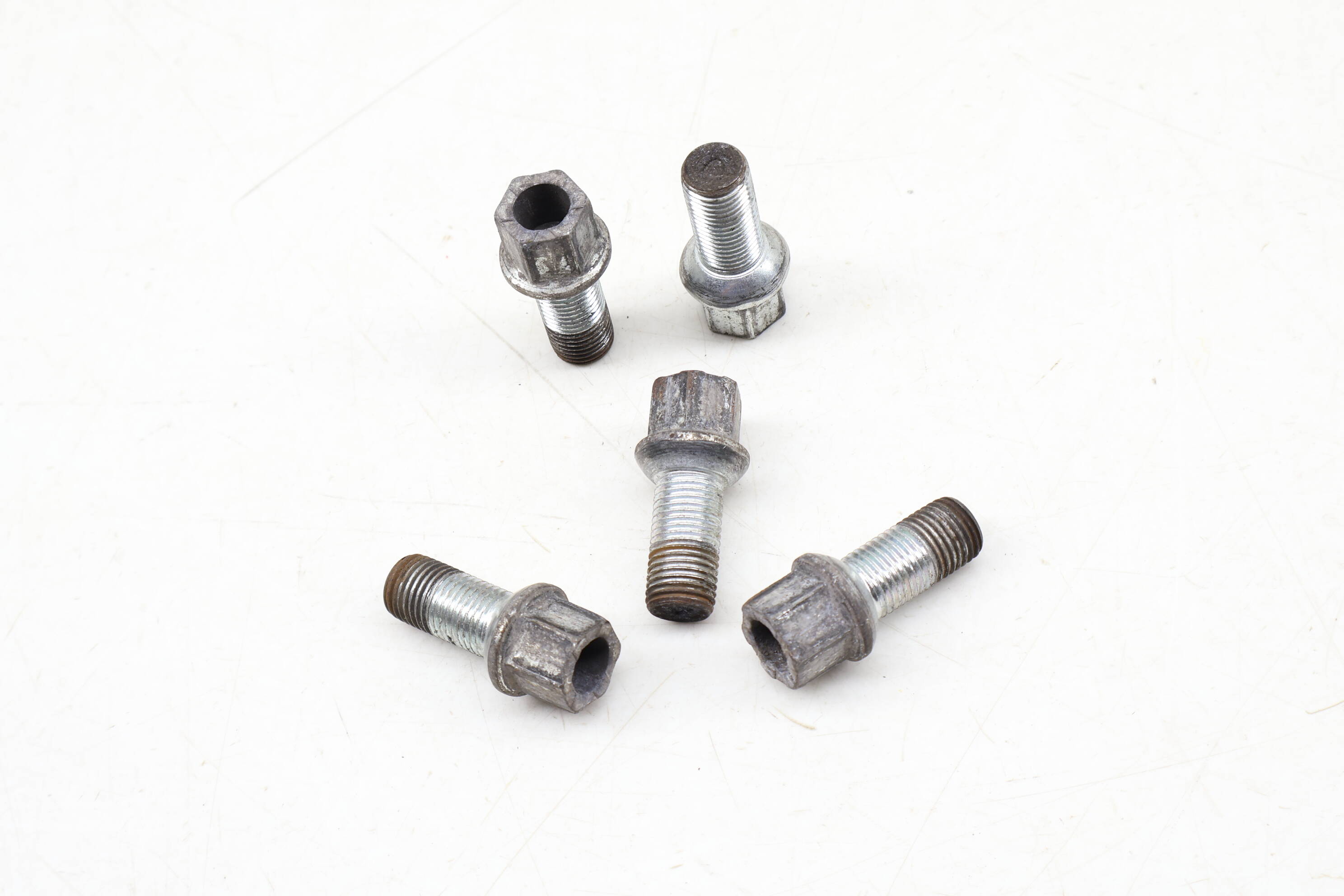 Wheel Bolt / Lug Nut Set (5) WHT001812