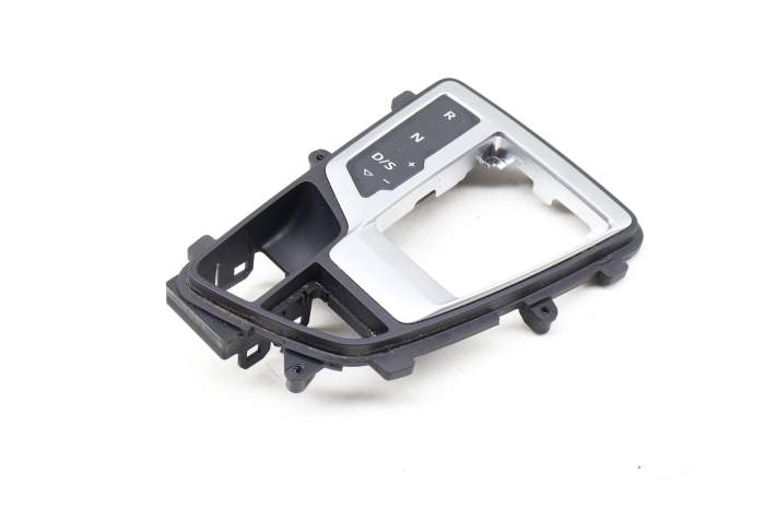 Automatic Shift Selector Cover / Circuit Board 4M1713111D main product photo