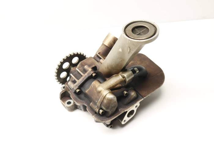 Engine Oil Pump 077115105G main product photo
