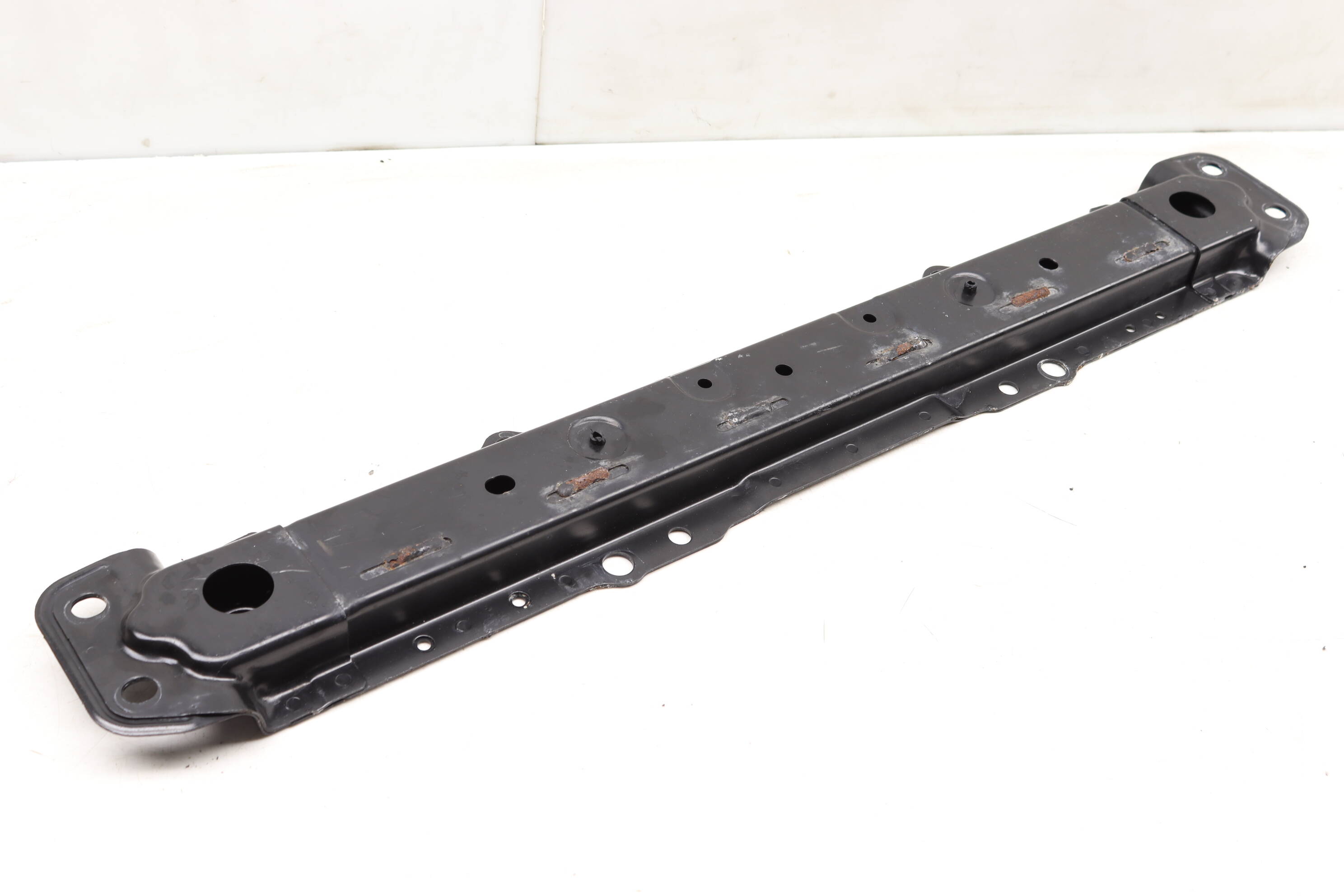 Underbody Reinforcement Mount Bracket / Plate 4M0801387F PAB80138701