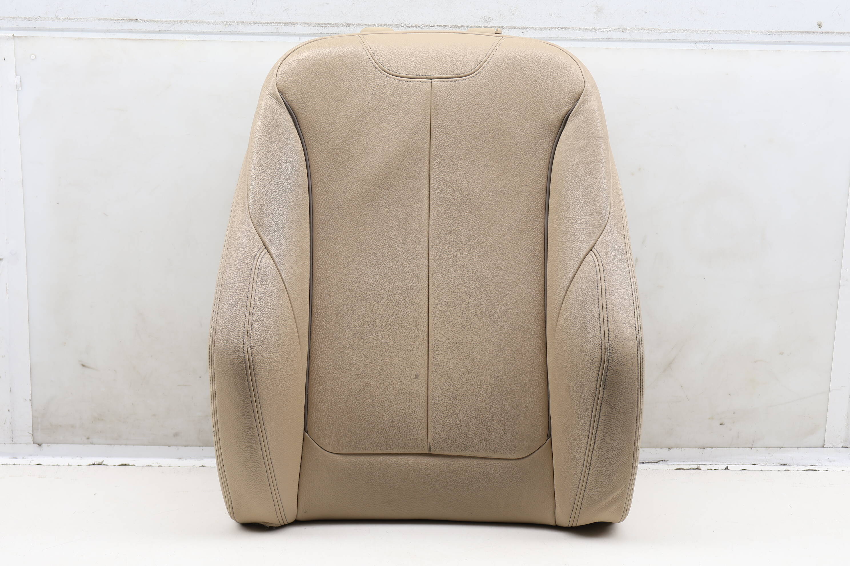 Upper&#x20;Seat&#x20;Sport&#x20;Backrest&#x20;Cushion&#x20;&#x28;Leather&#x29;&#x20;52107424221