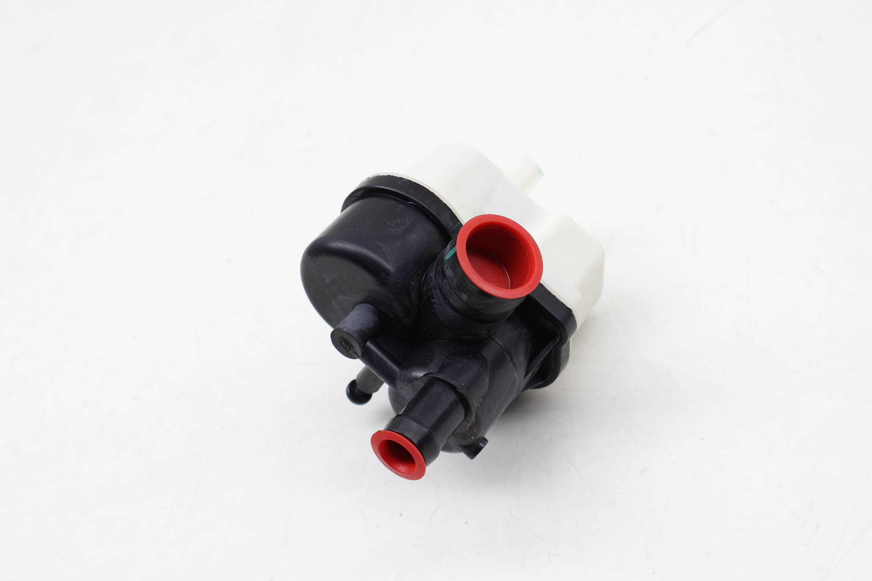 Leak Detection Pump / Ldp 7L0906243A