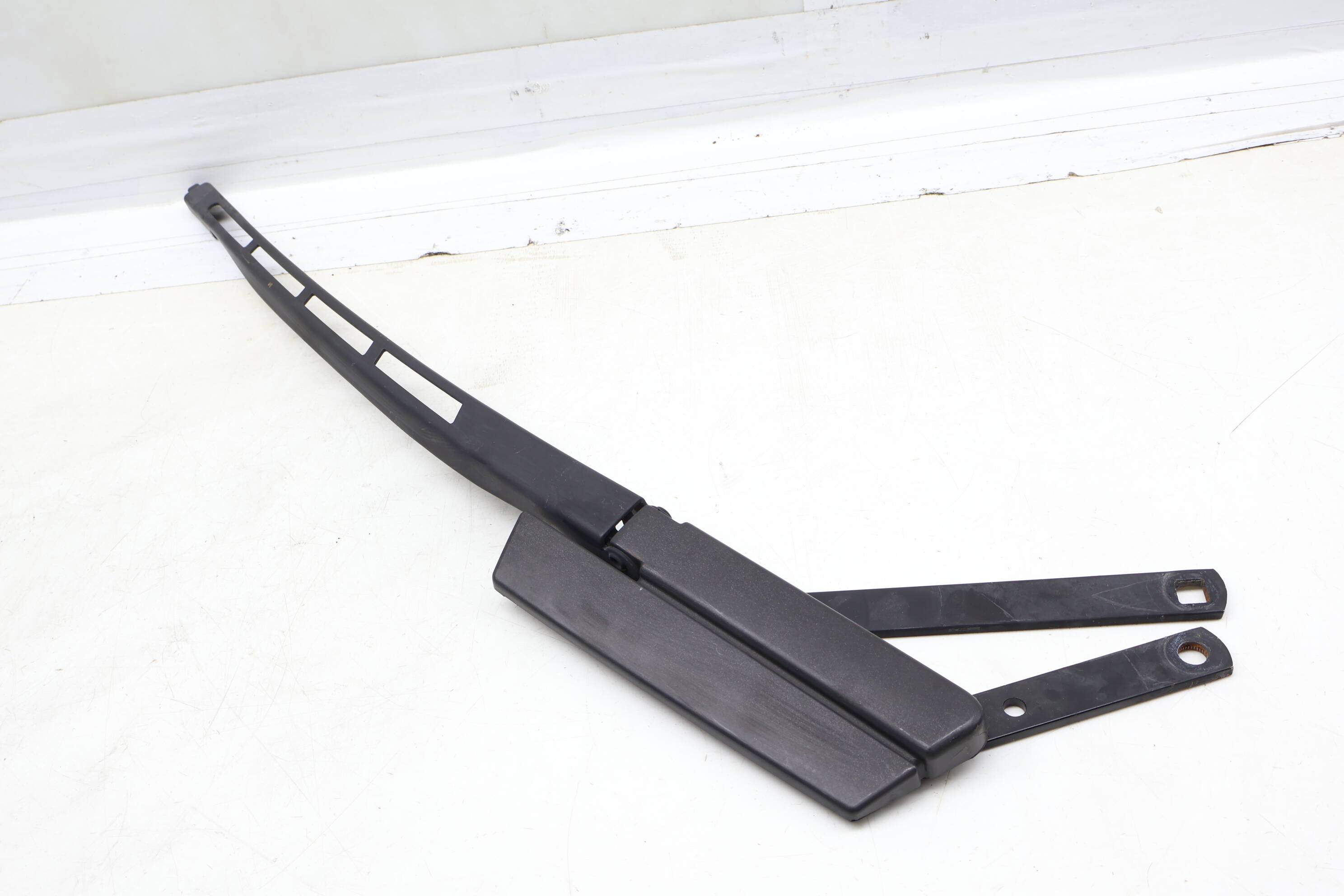 Windshield Wiper Arm 4L1955408B
