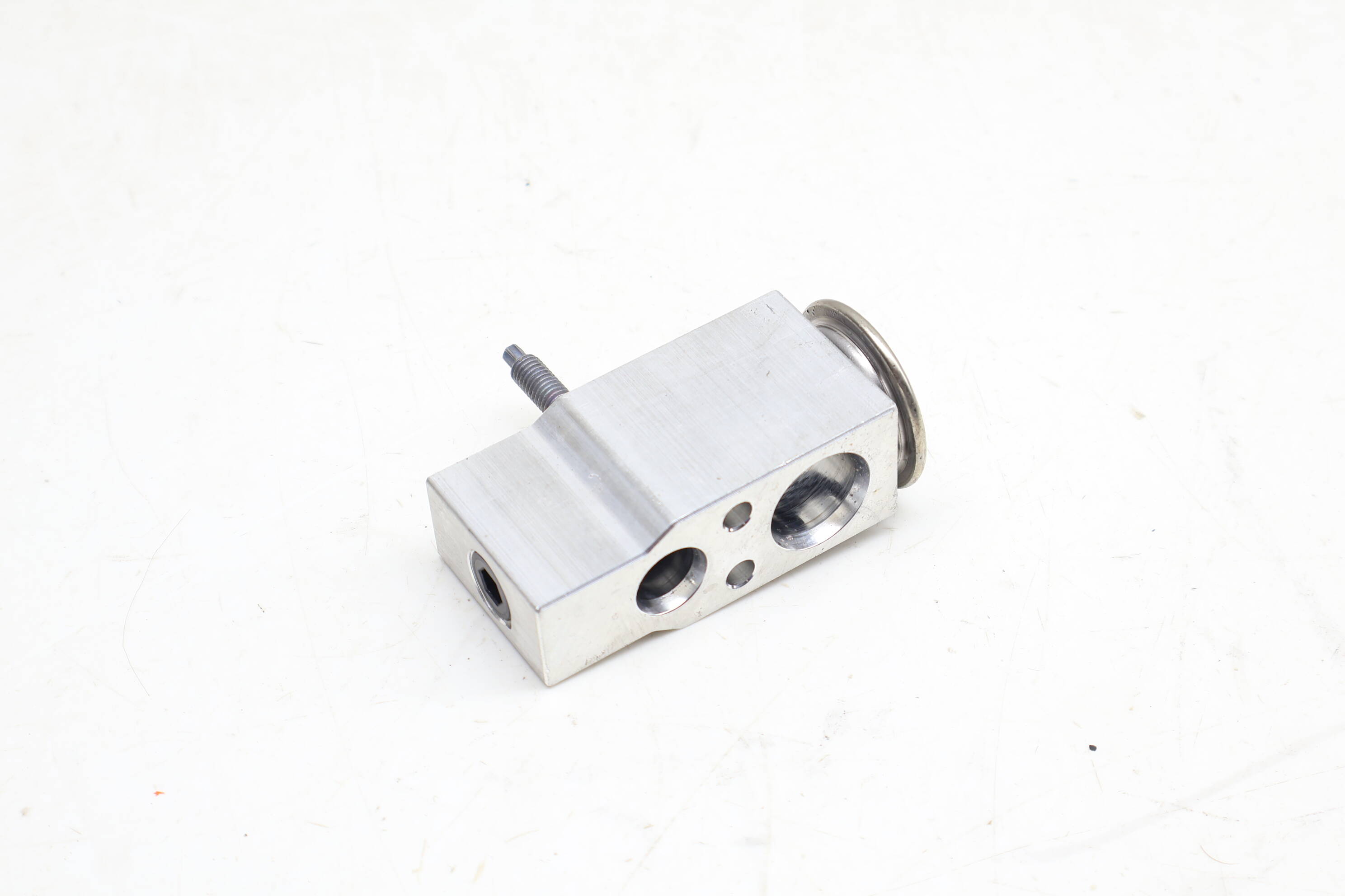 Ac Expansion Valve 4M0816679 PAB81667900