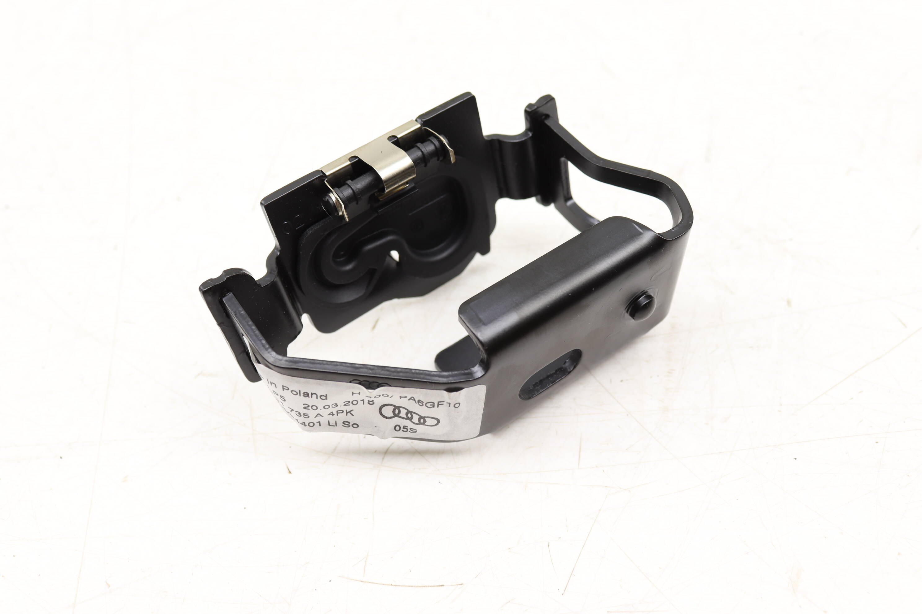 Luggage / Cargo Partition Net Bracket 4M0861735A