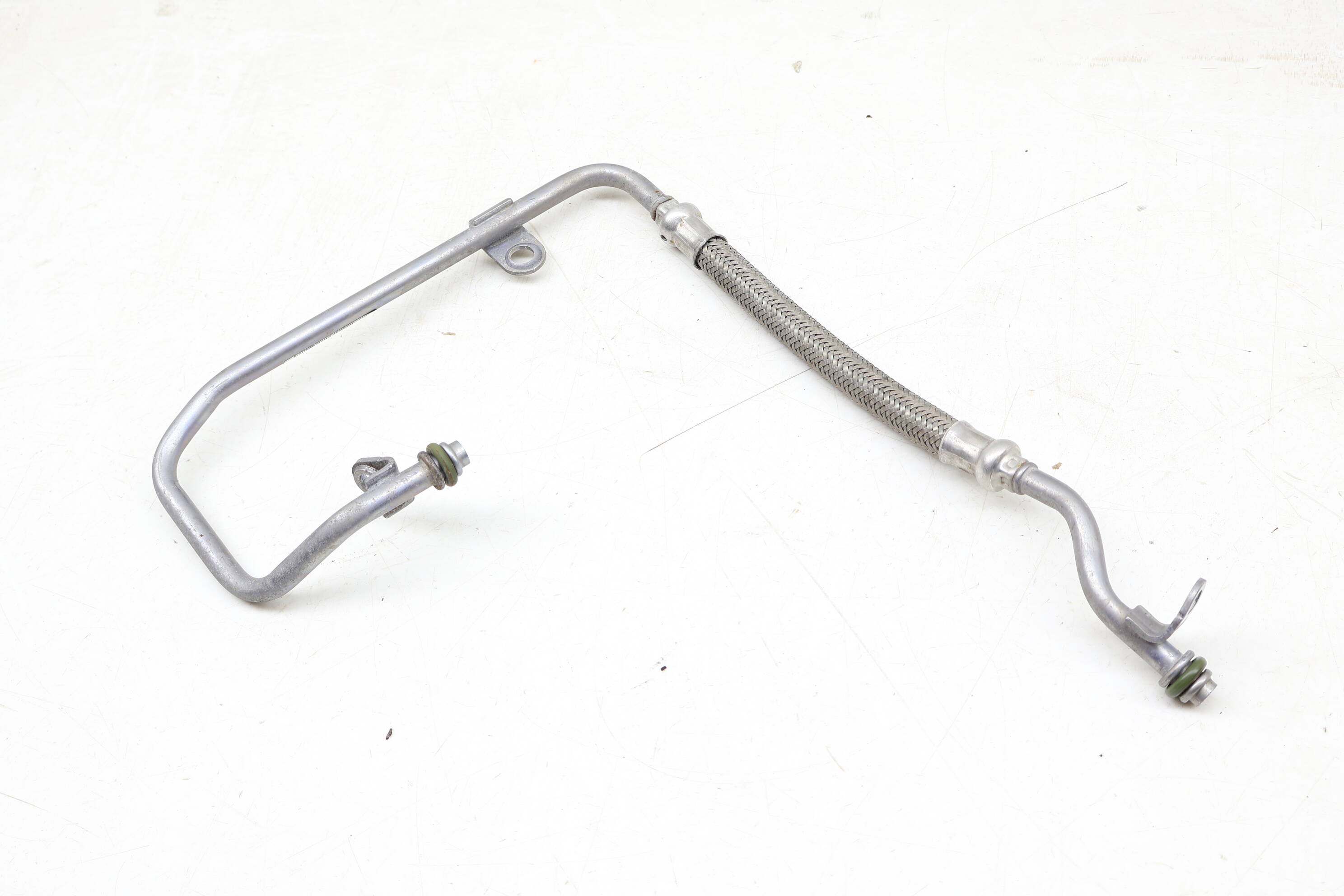 Turbo Oil Feed Line / Pipe (Inlet) 2740902700