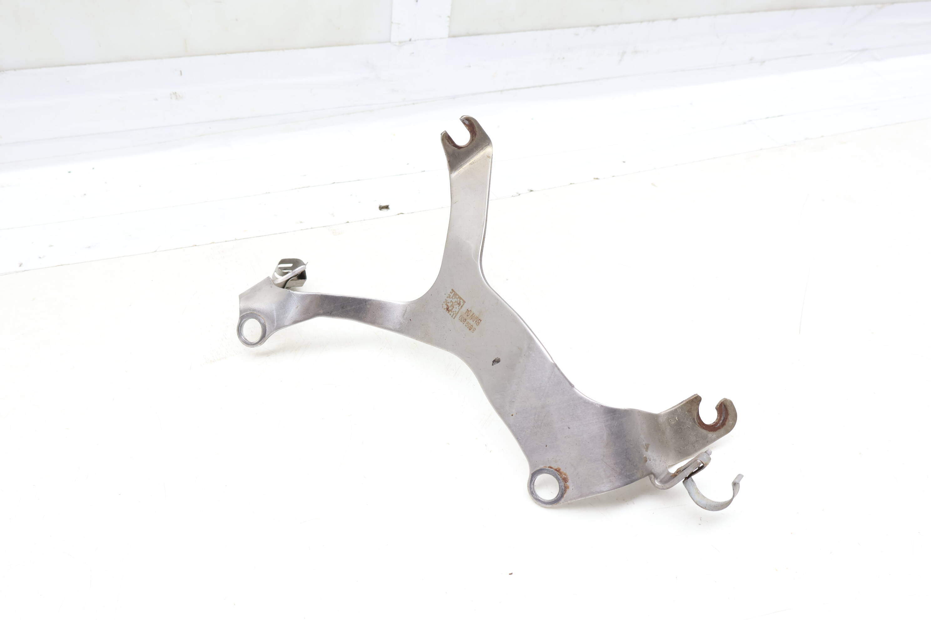 Exhaust Cat Mount Bracket 18328659800