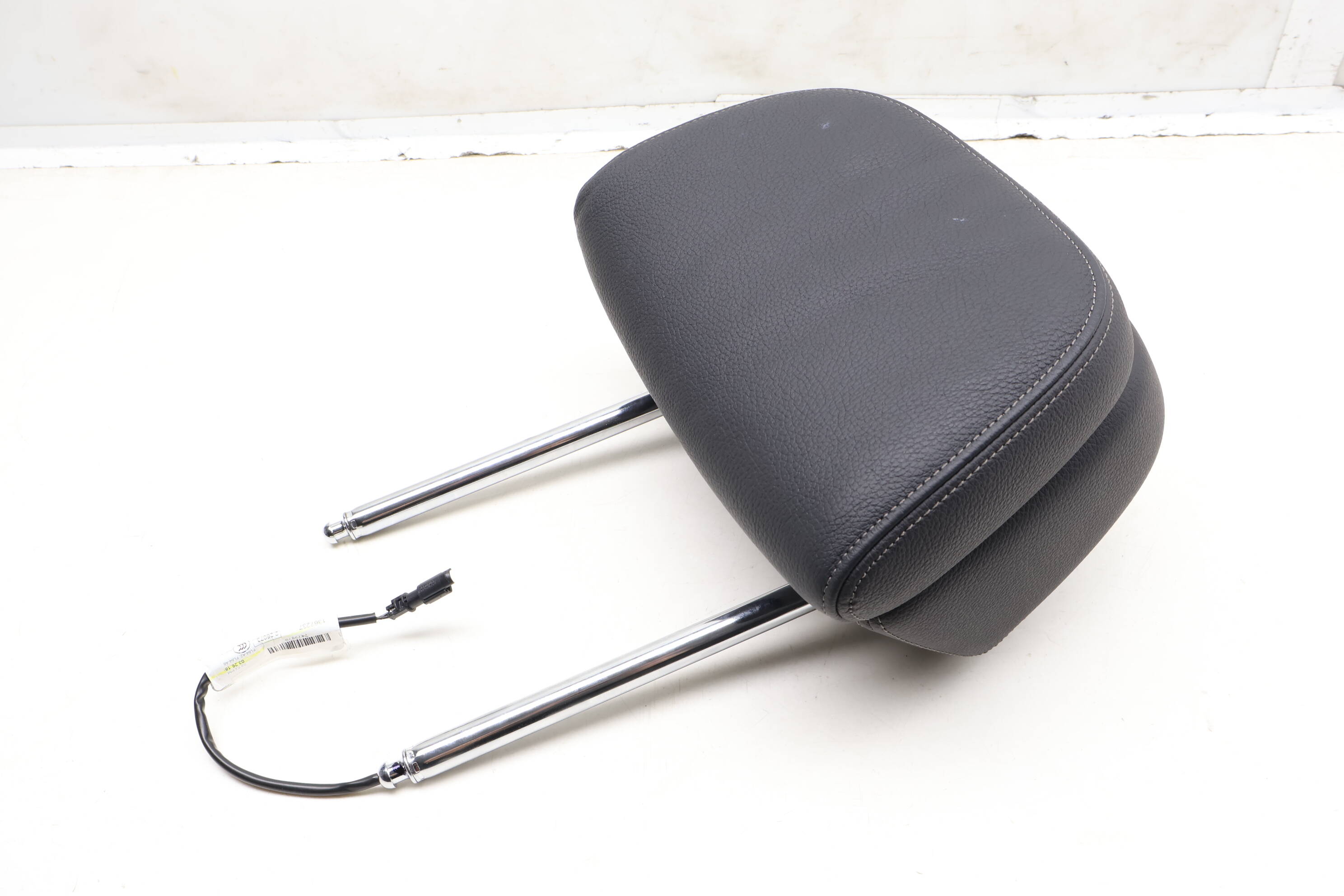 Headrest / Head Rest 52107479878