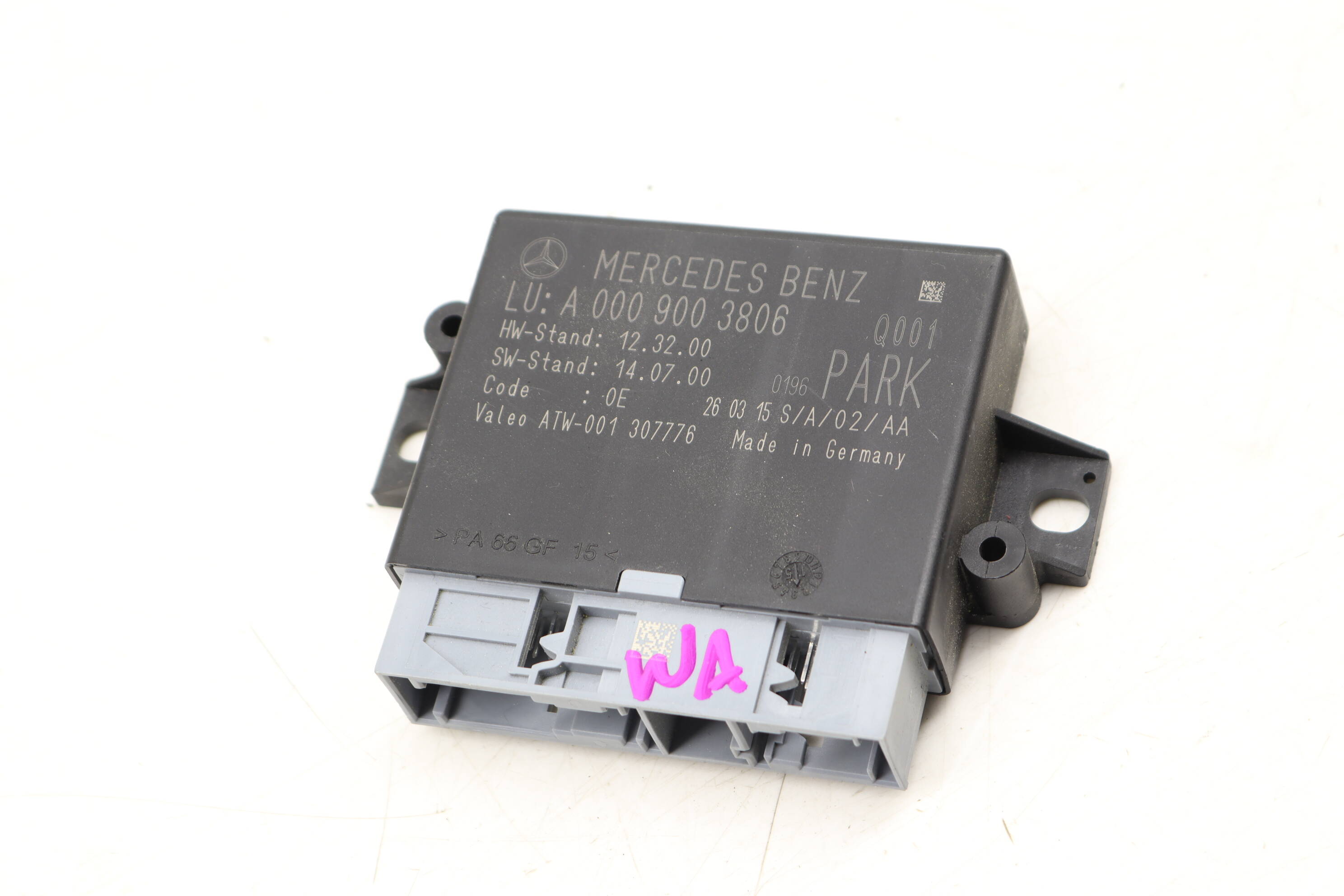 Parktronic&#x20;Park&#x20;Assist&#x20;Control&#x20;Module&#x20;0009003806
