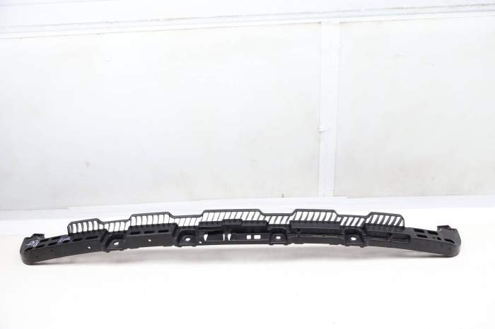 Bumper Mount Bracket (Center) 5GM807863A main product photo