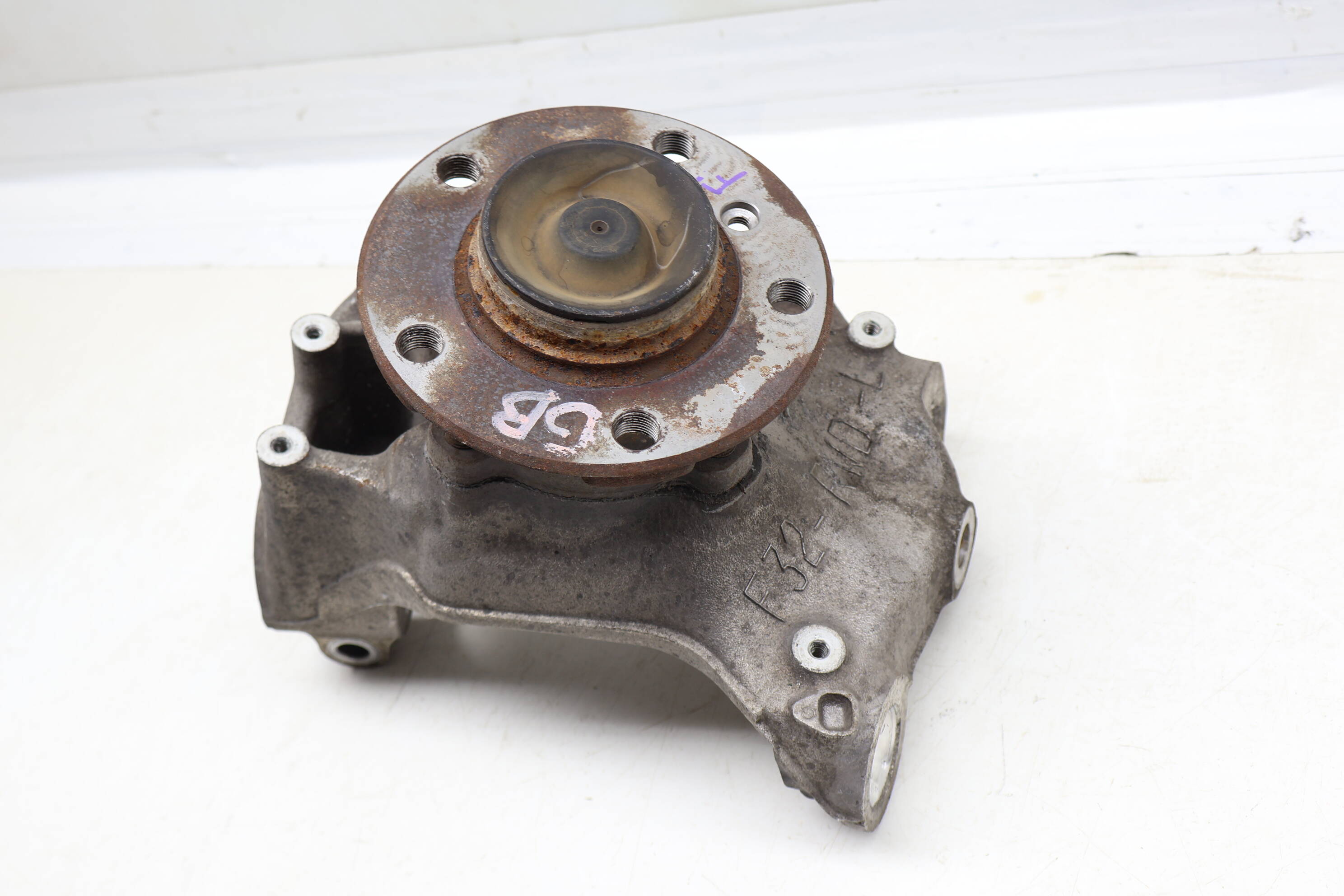 Spindle Knuckle W/ Wheel Bearing 31216799097