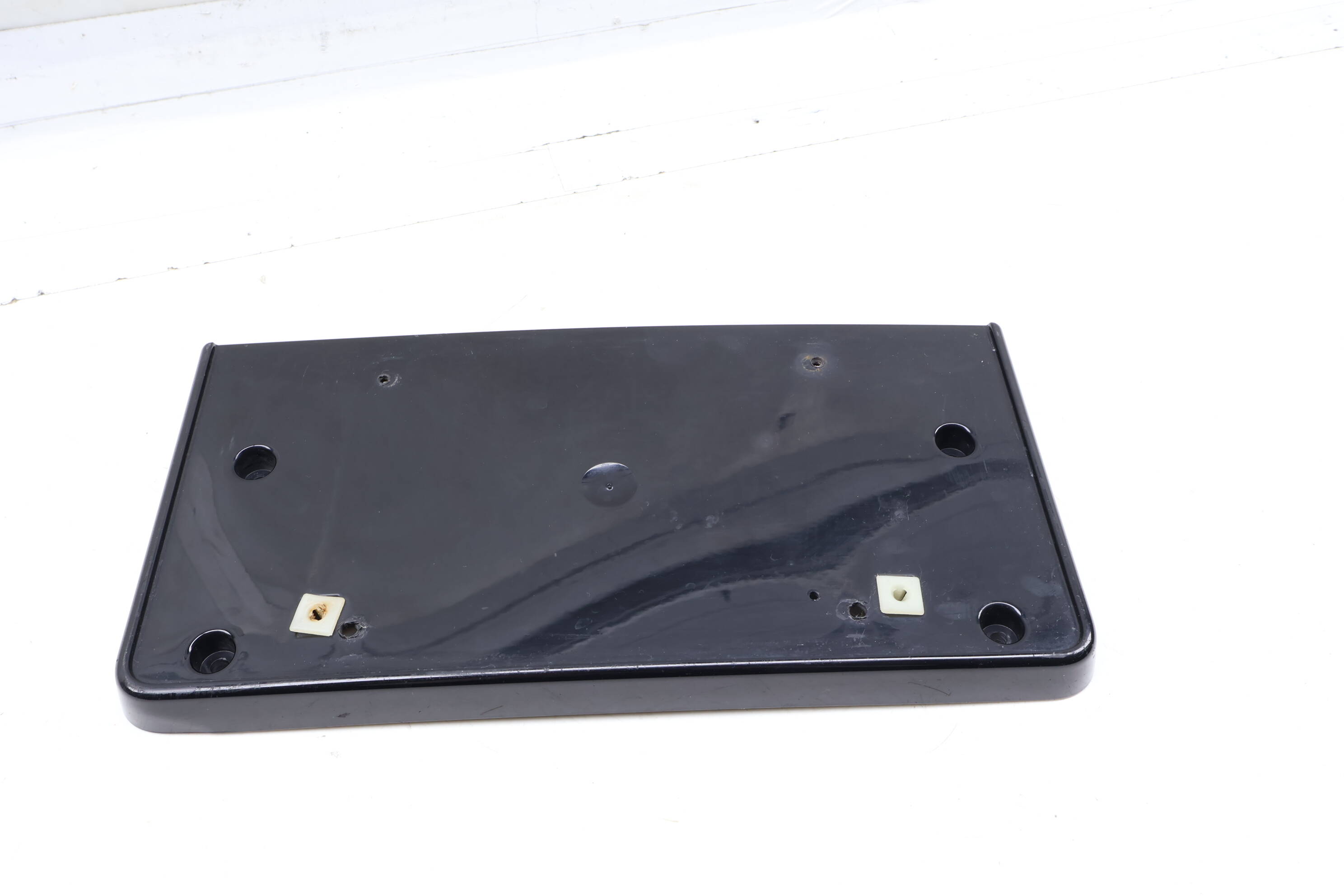 License Plate Mount / Bracket 4G0807285AD