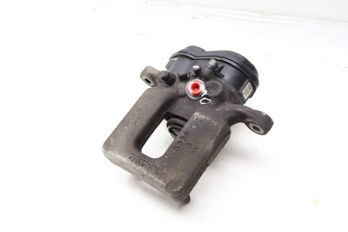 Brake Caliper / Motor 8U0615404B main product photo