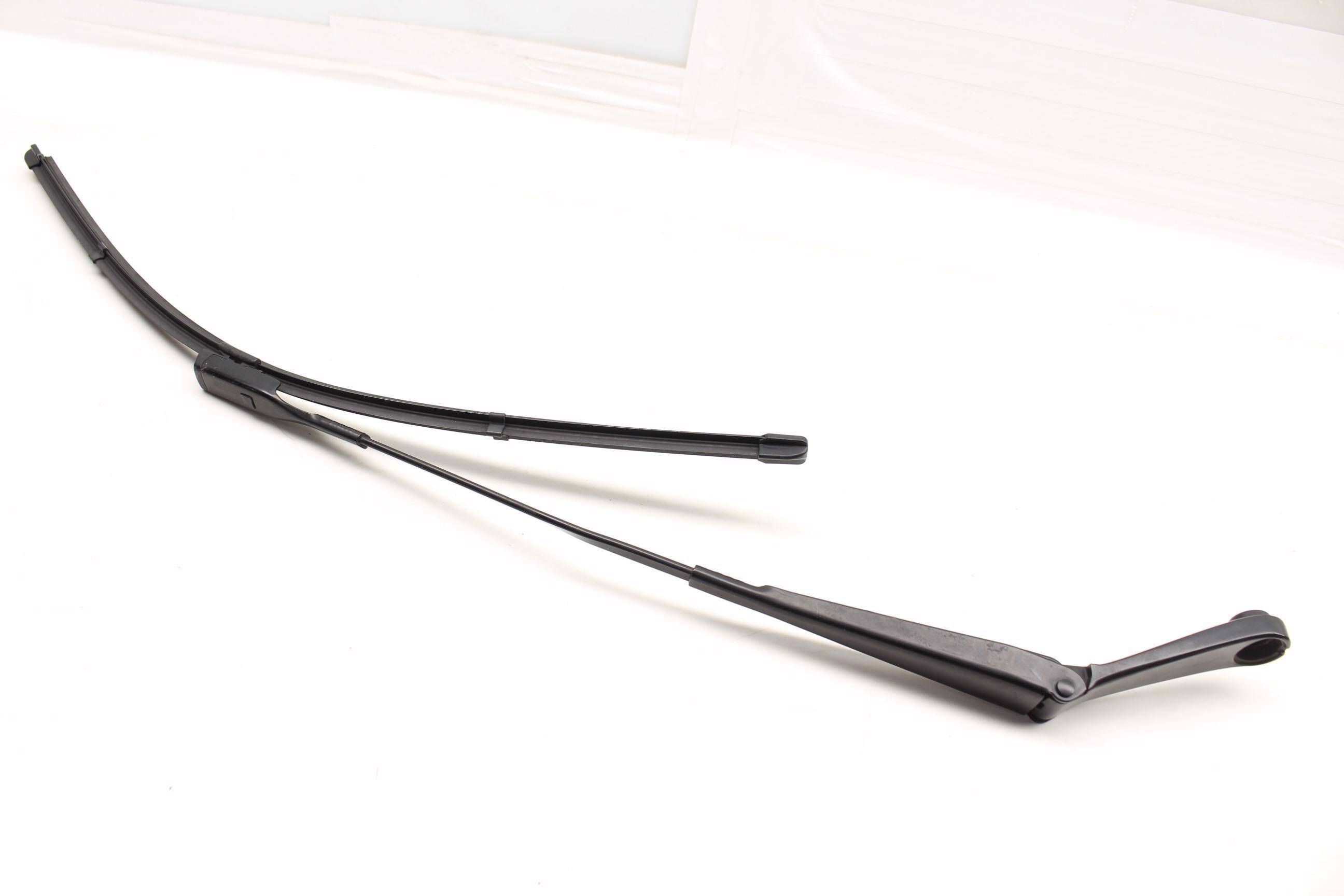 Windshield Wiper Arm 8U1955407A
