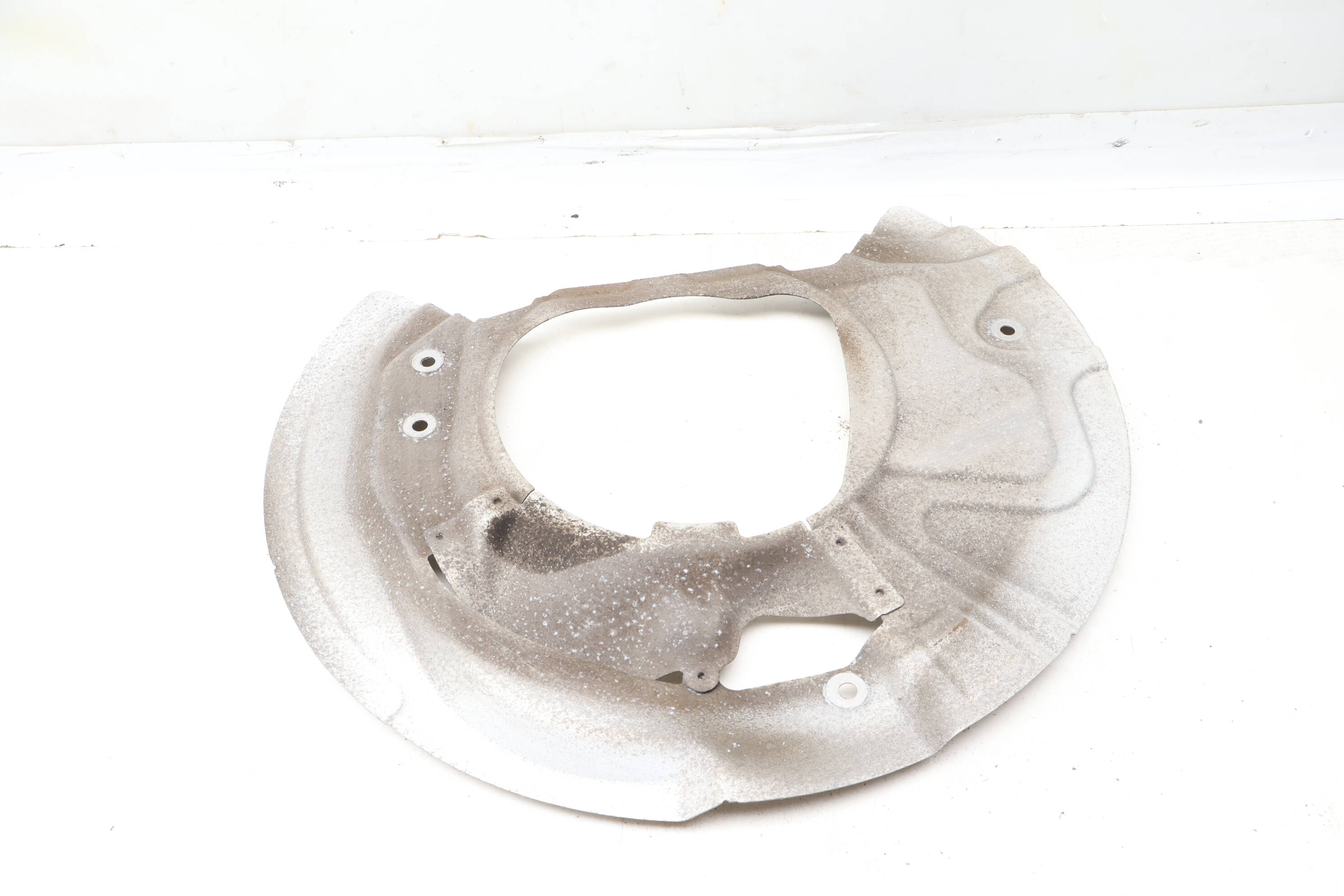 Brake Dust / Splash Shield 34116857977