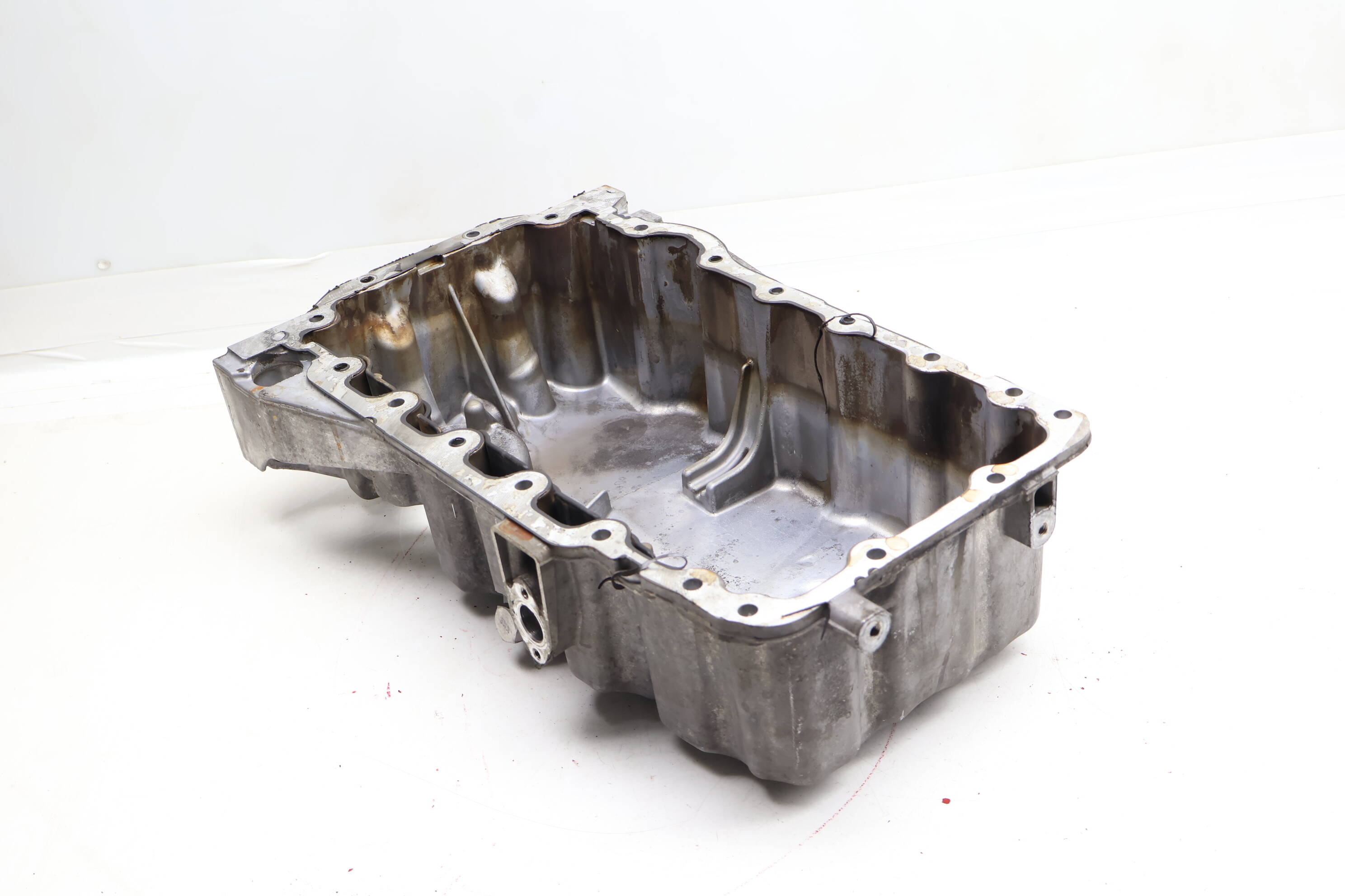 Engine Oil Pan / Sump 06F103603