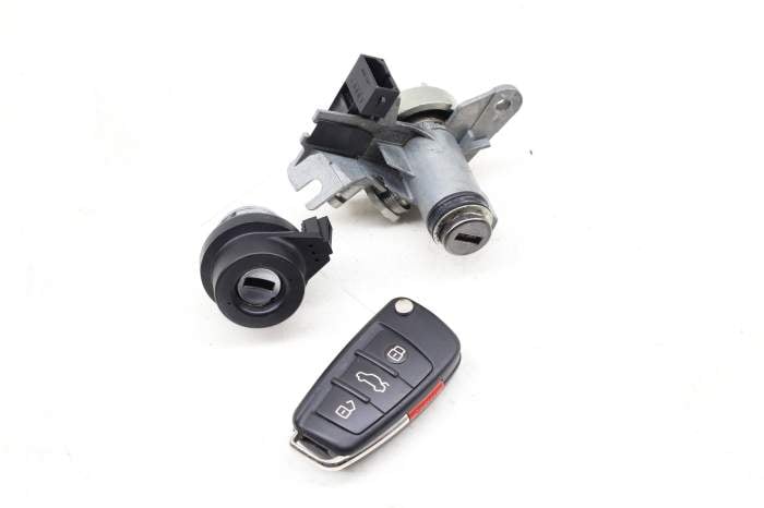 Ignition Switch / Cylinder W/ Key 8E0898375AB main product photo