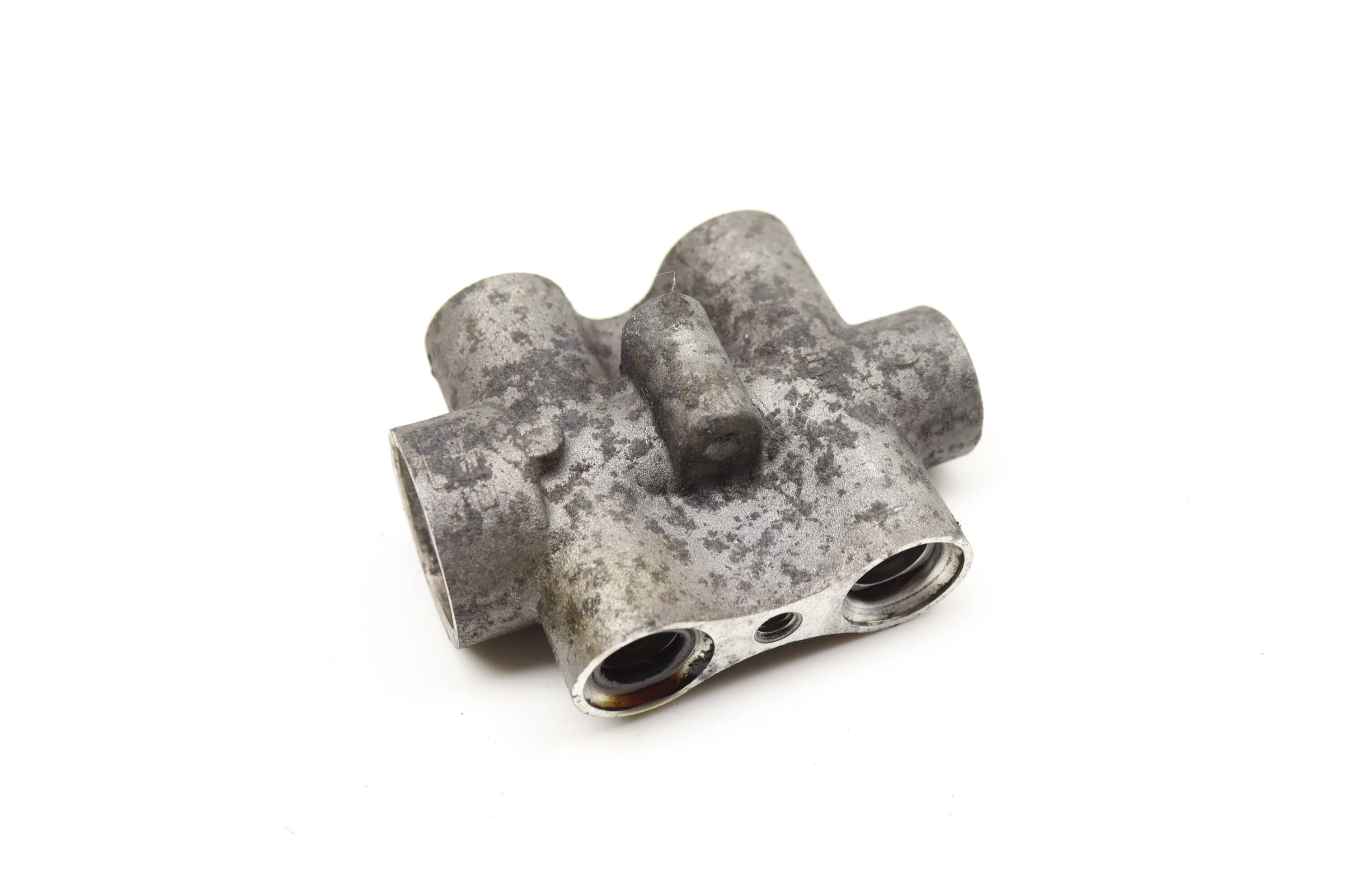 Transmission Oil Cooler Temperature Valve 7P0317019 95830701500