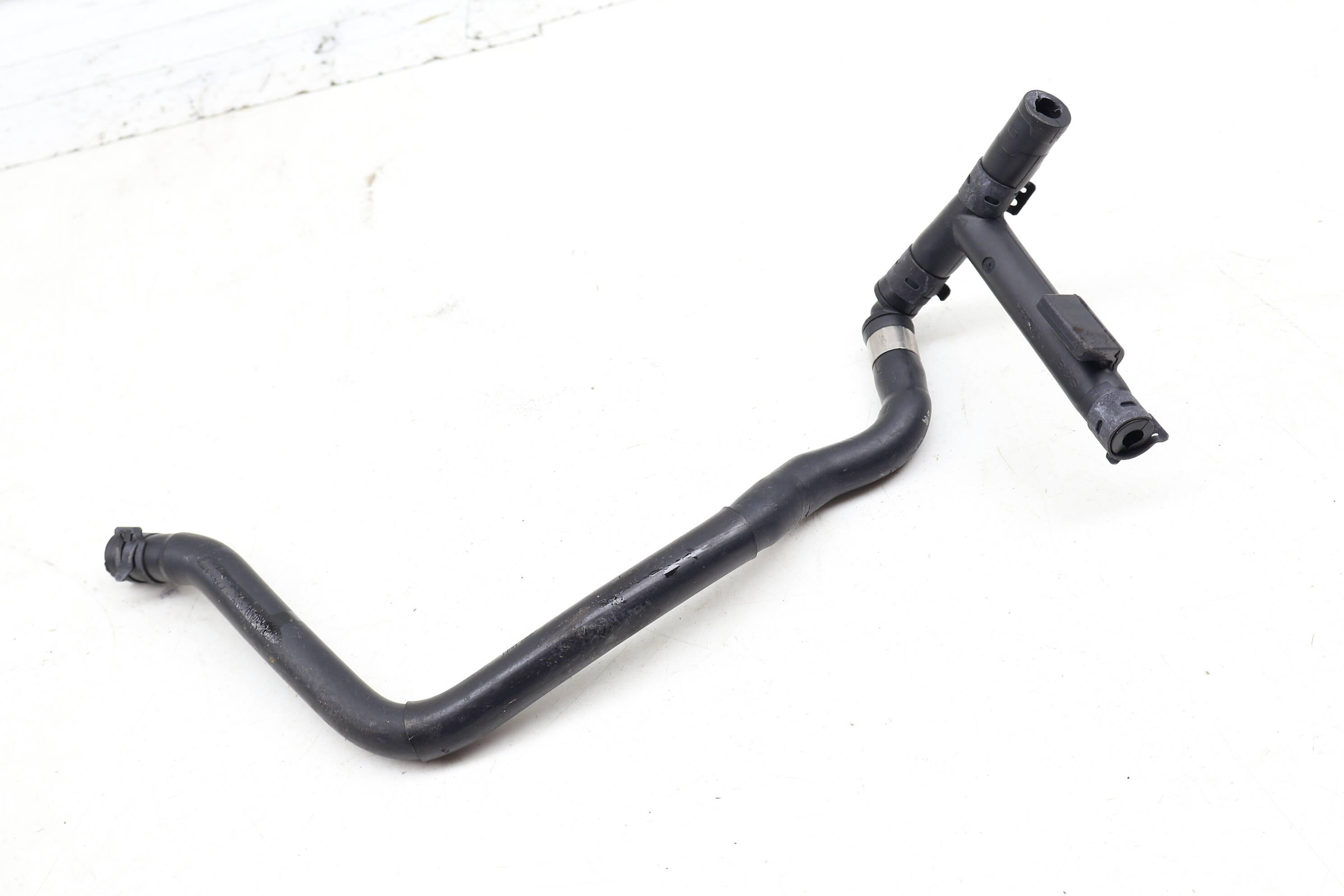 Coolant T Hose / Tube 7P5121058 95810631210