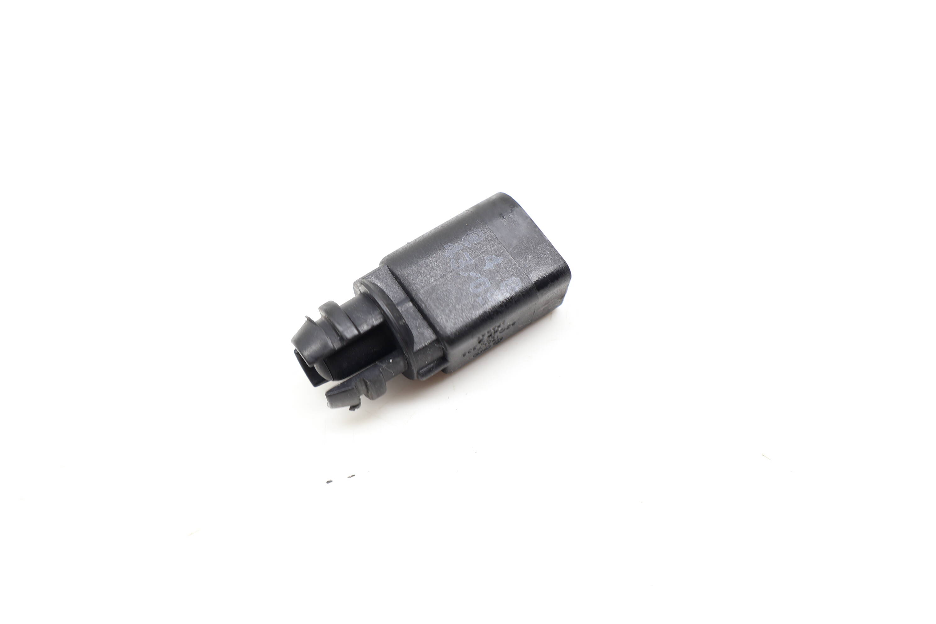Outside Ambient Air Temperature Sensor 8Z0820535