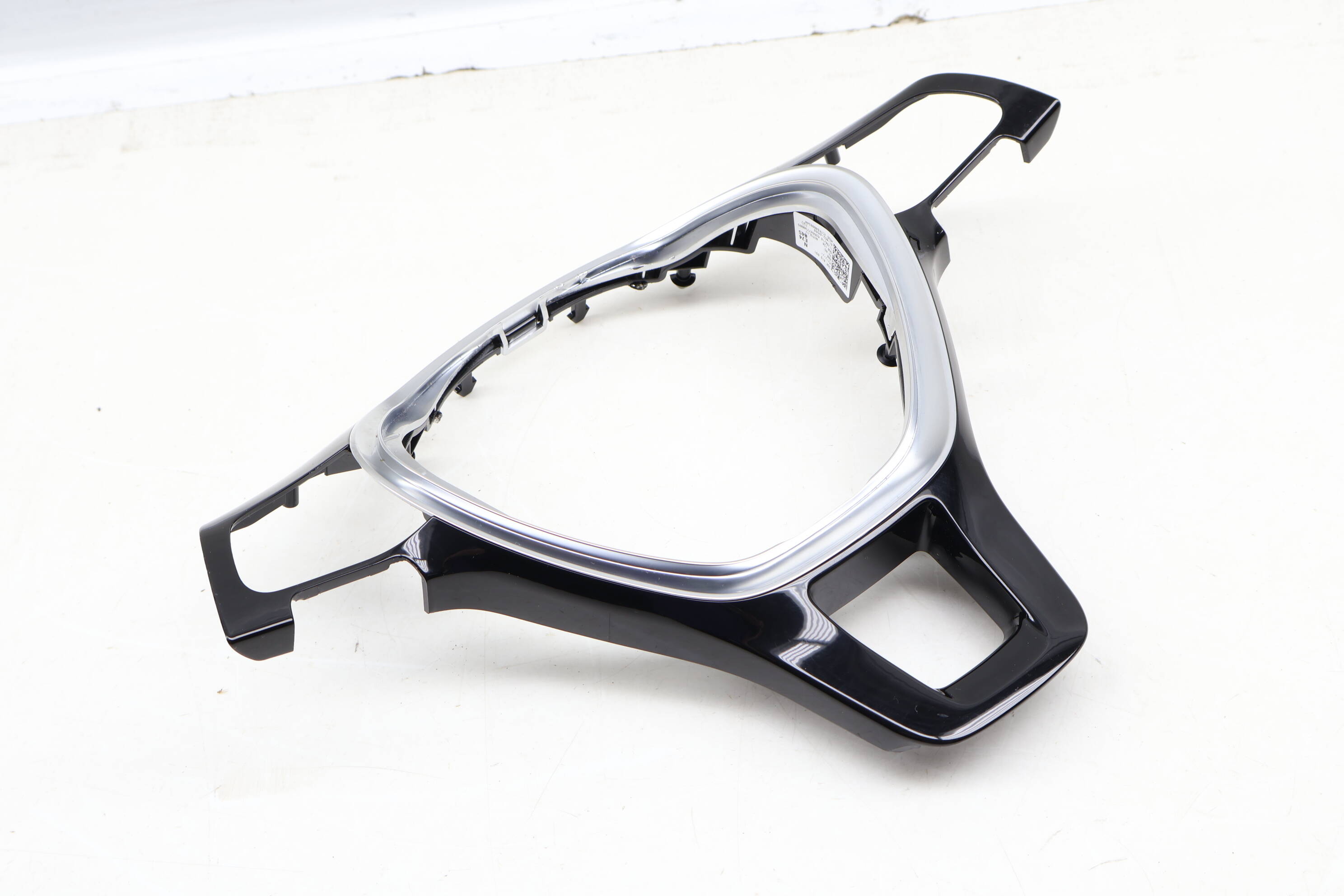 Steering Wheel Trim / Cover 5GM419685D